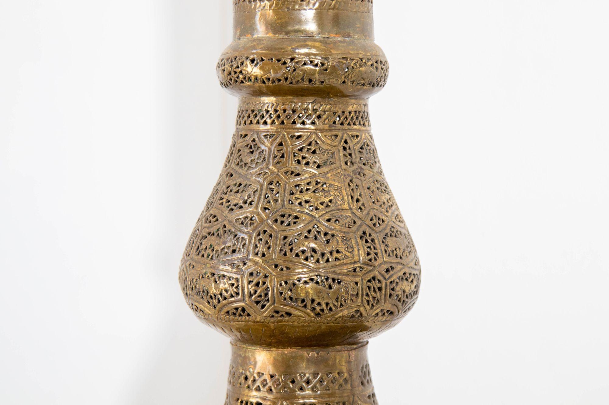 Antique 19th Century Brass Islamic Middle Eastern Floor Lamp For Sale 5
