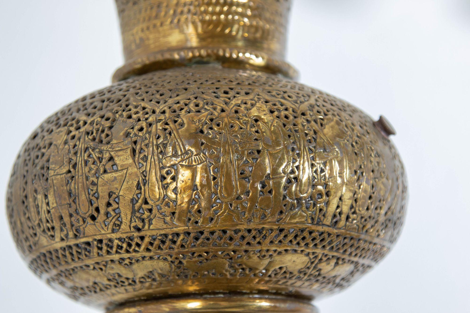 Antique 19th Century Brass Islamic Middle Eastern Floor Lamp For Sale 9
