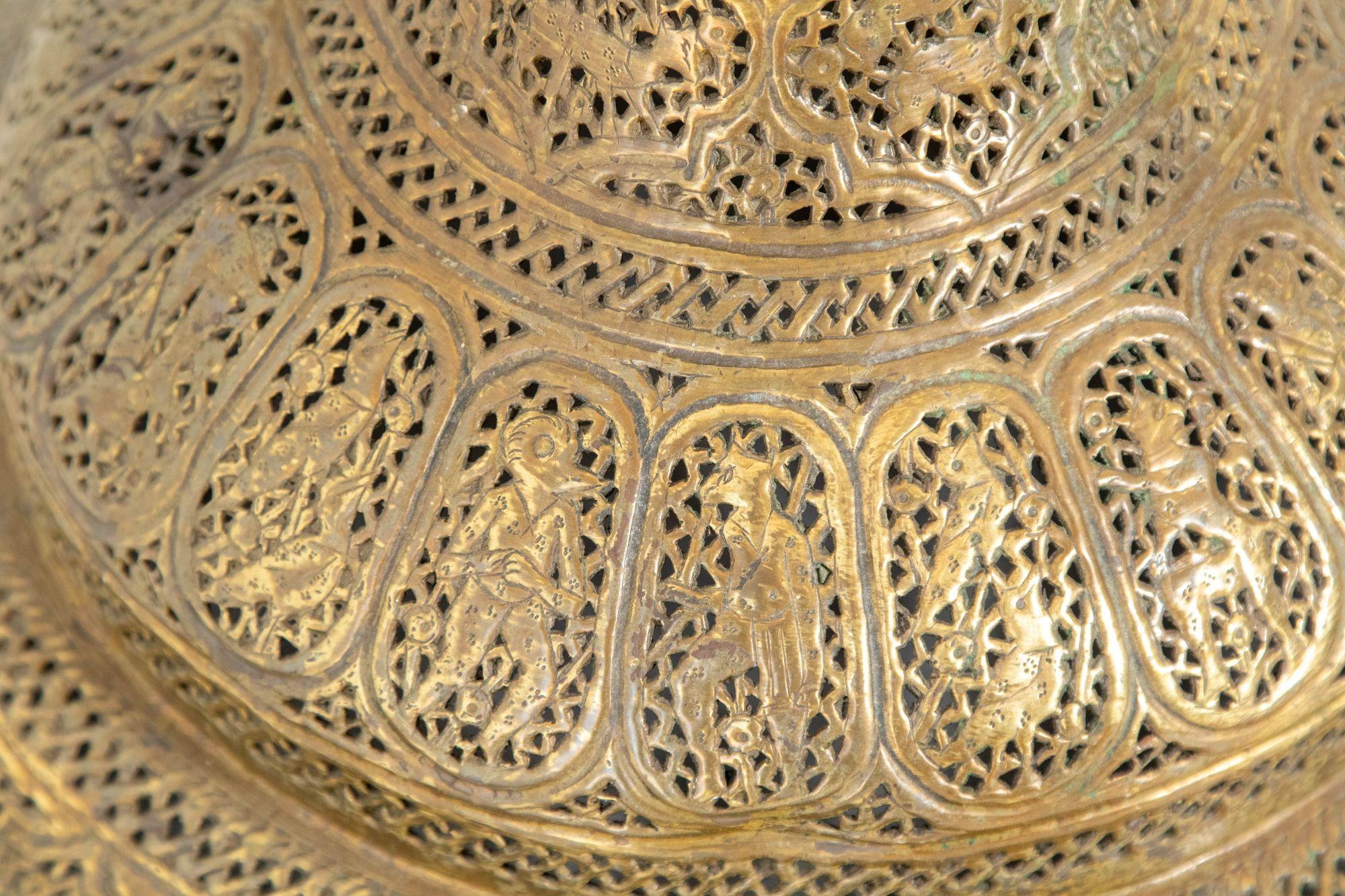 Antique 19th Century Brass Islamic Middle Eastern Floor Lamp For Sale 10