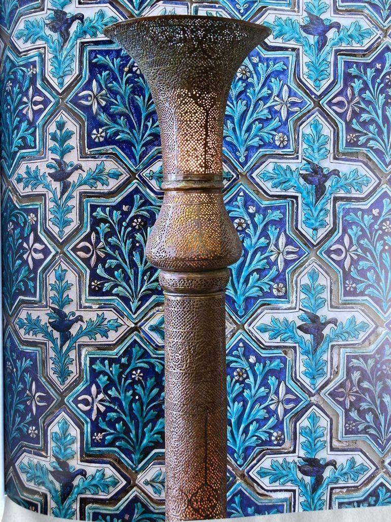 Hand-Carved Antique 19th Century Brass Islamic Middle Eastern Floor Lamp For Sale