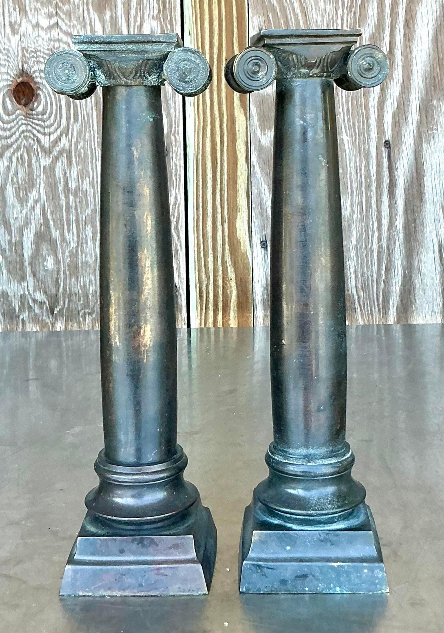 Americano Candelieri a colonna in bronzo del XIX secolo - una coppia in vendita