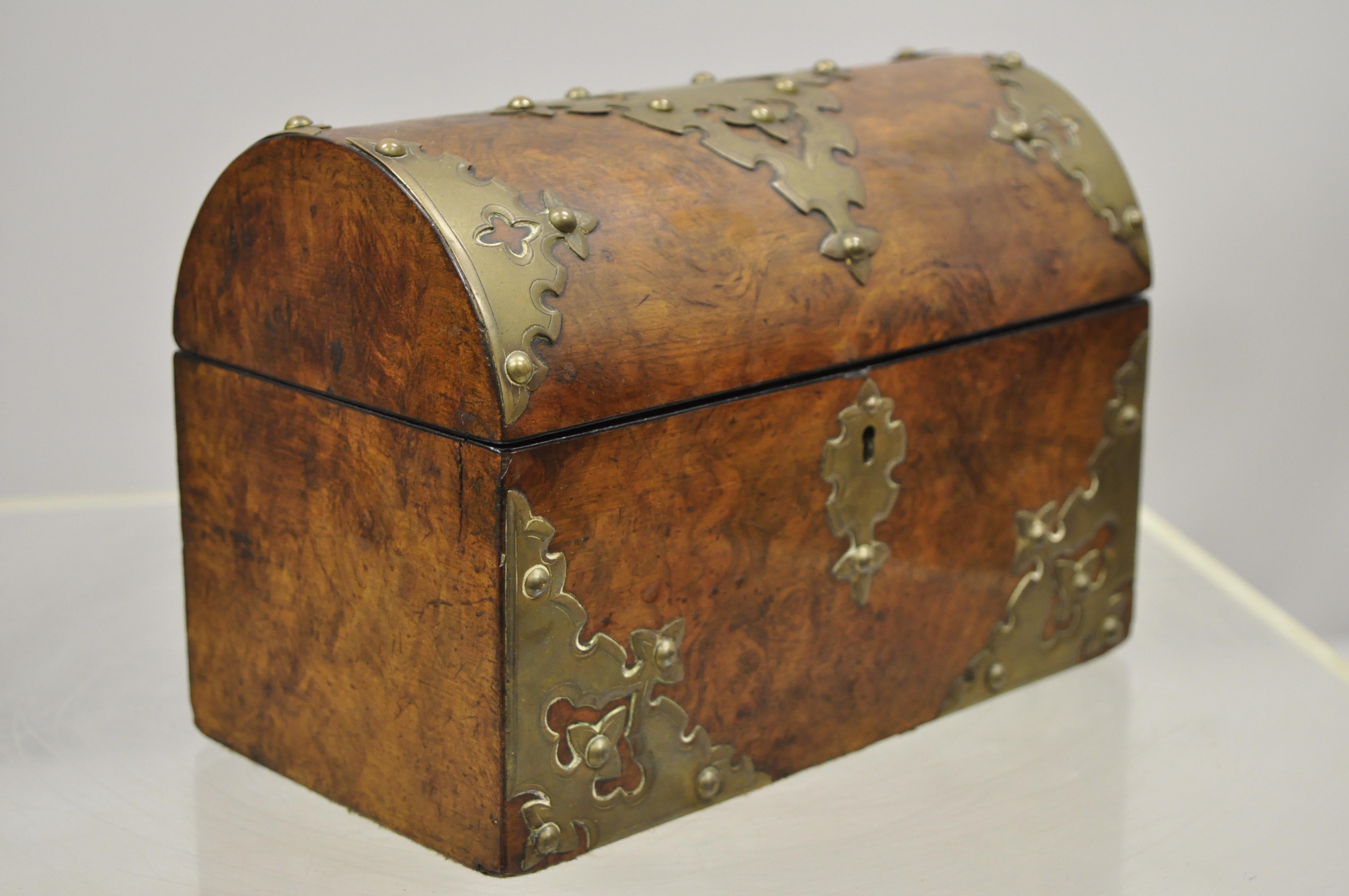 Antique 19th century burl wood and brass tea caddy trinket document desk box. Item features beautiful wood grain, no key, but unlocked, solid brass hardware, very nice antique item, circa late 19th century. Measurements: 6.5
