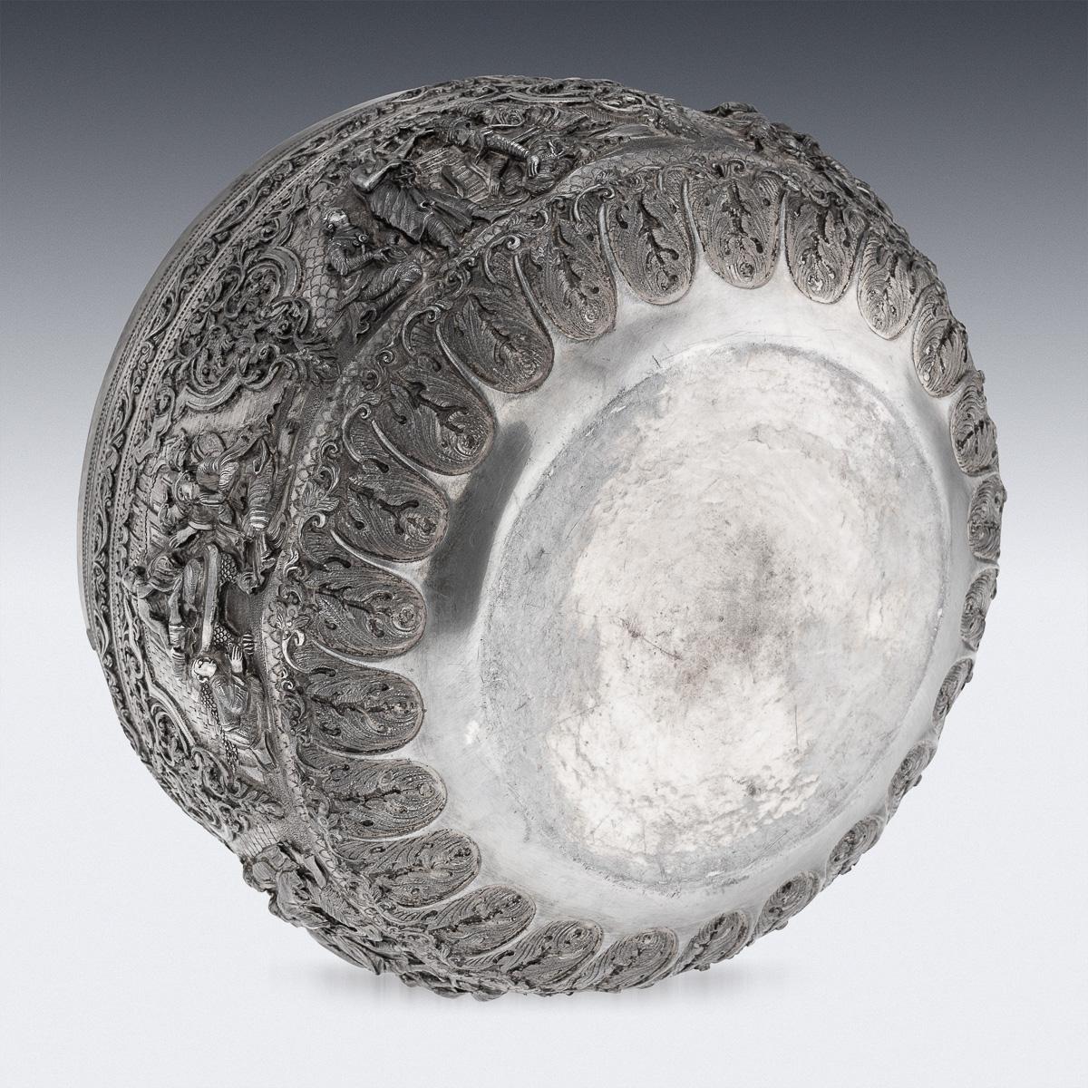 Argent Bol Thabeik birman (Myanmar) ancien du 19ème siècle en argent massif, Rangoon vers 1880 en vente