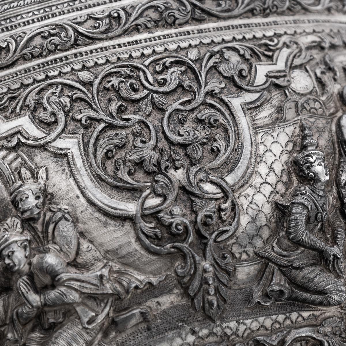Bol Thabeik birman (Myanmar) ancien du 19ème siècle en argent massif, Rangoon vers 1880 en vente 1