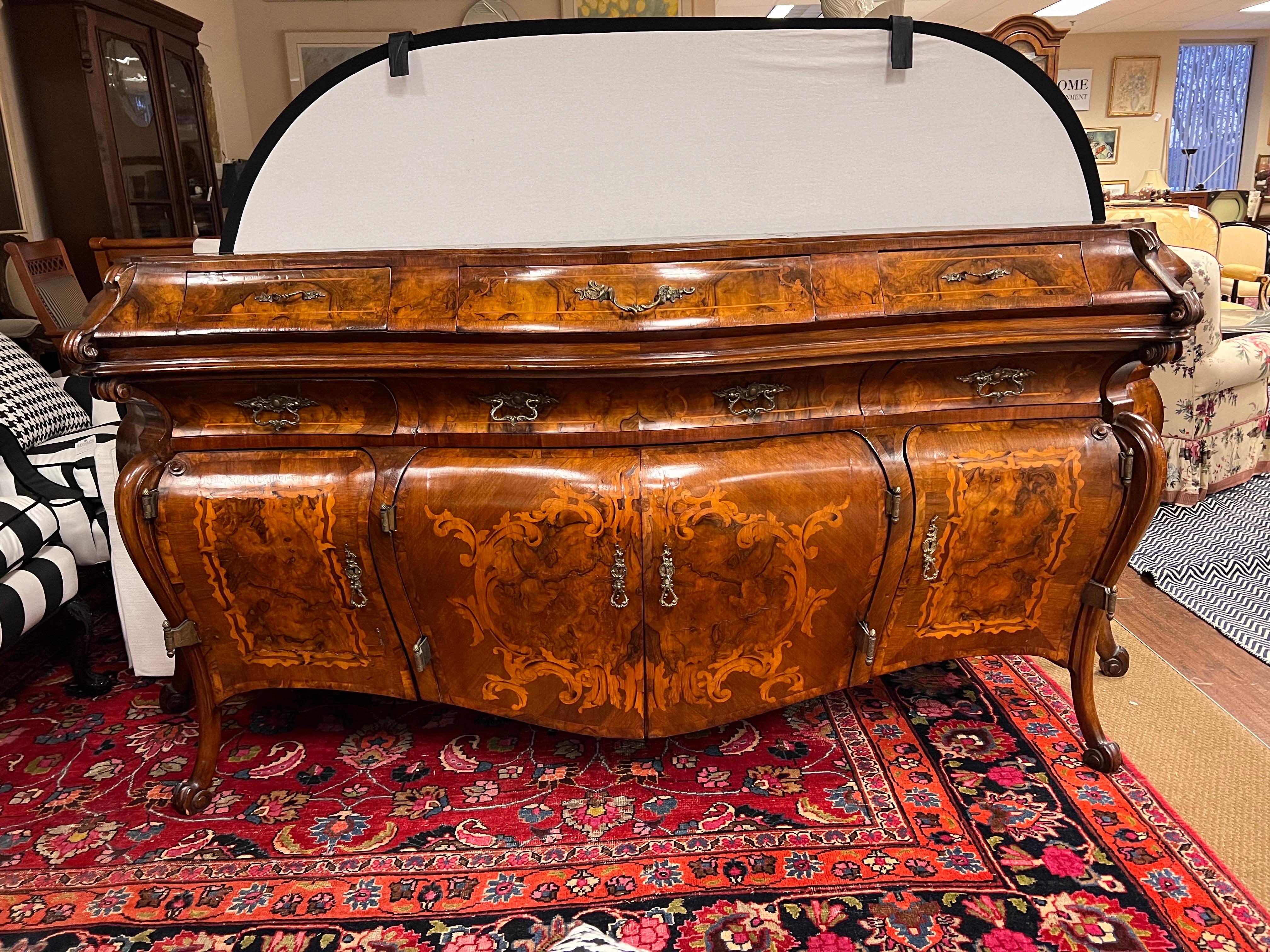 Antique 19th Century Burr Walnut Marquetry French Bombe 8FT Sideboard Buffet For Sale 8