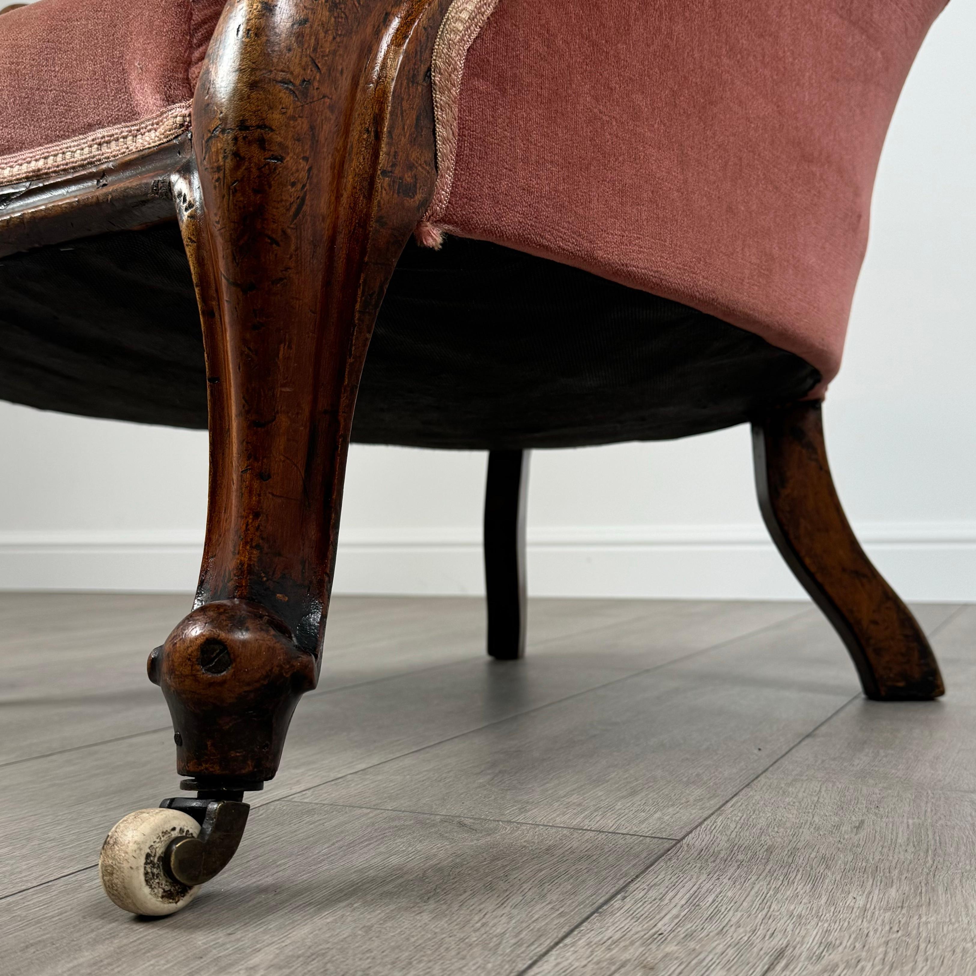 Sillón antiguo del siglo XIX con respaldo de botones de caoba ( REF AF-3548 ) en venta 5