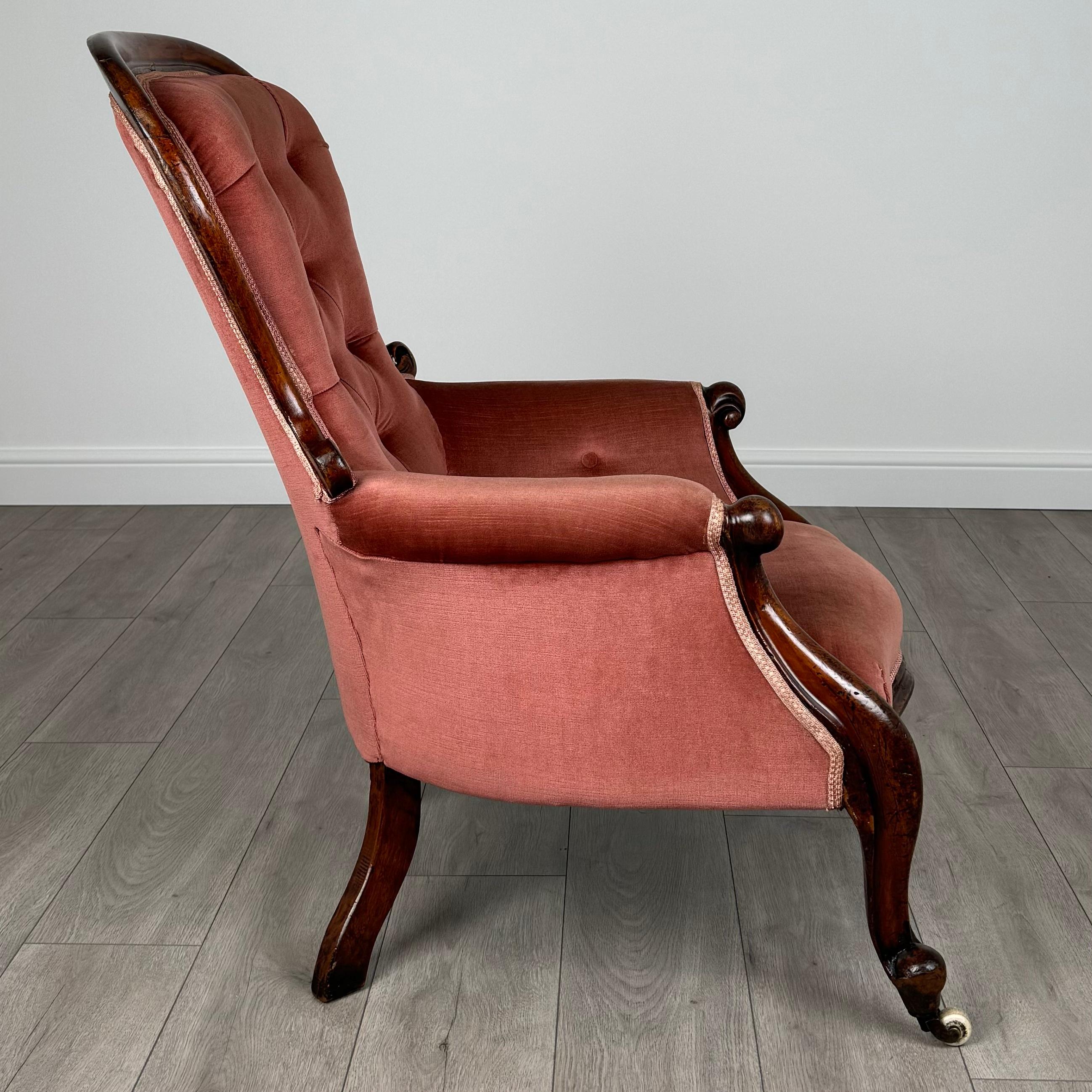 Sillón antiguo del siglo XIX con respaldo de botones de caoba ( REF AF-3548 ) Caoba en venta