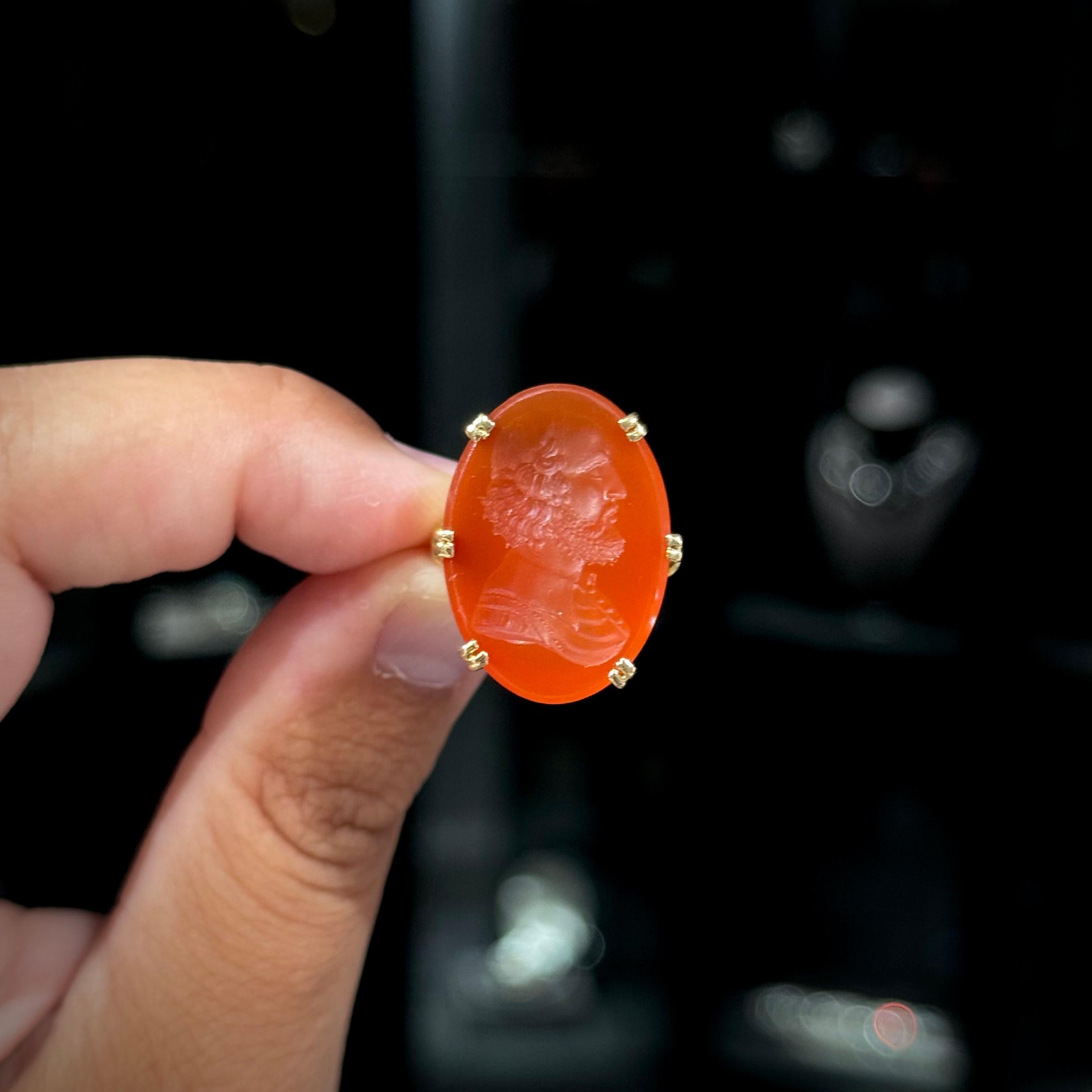 Antique 19th Century Carnelian Bearded Man Intaglio Ring Yellow Gold Portuguese For Sale 3