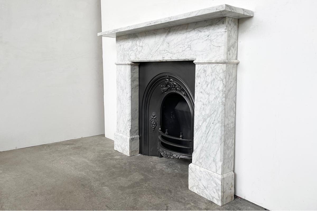 Victorian Antique 19th-century Carrara marble fireplace surround