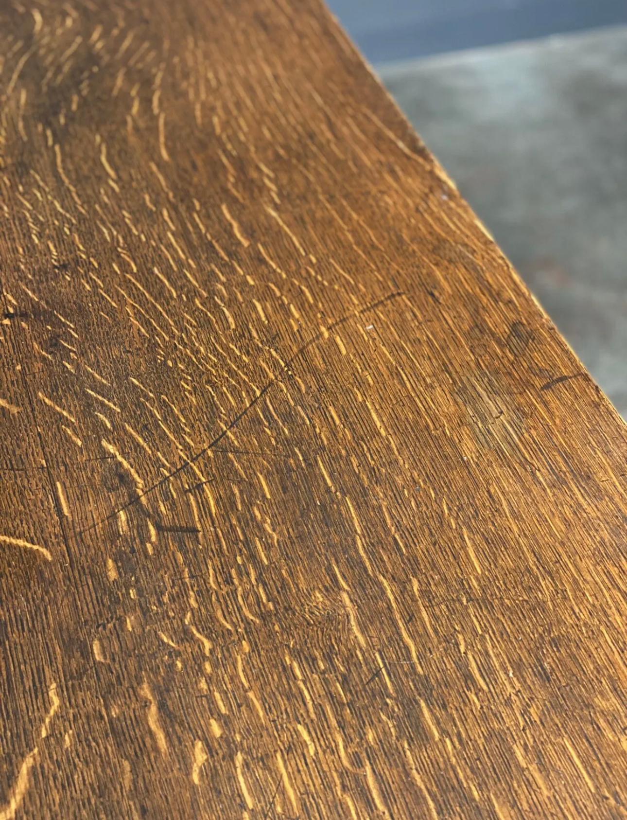 Mesa de altar de iglesia antigua de roble tallado del siglo XIXP Hecho a mano