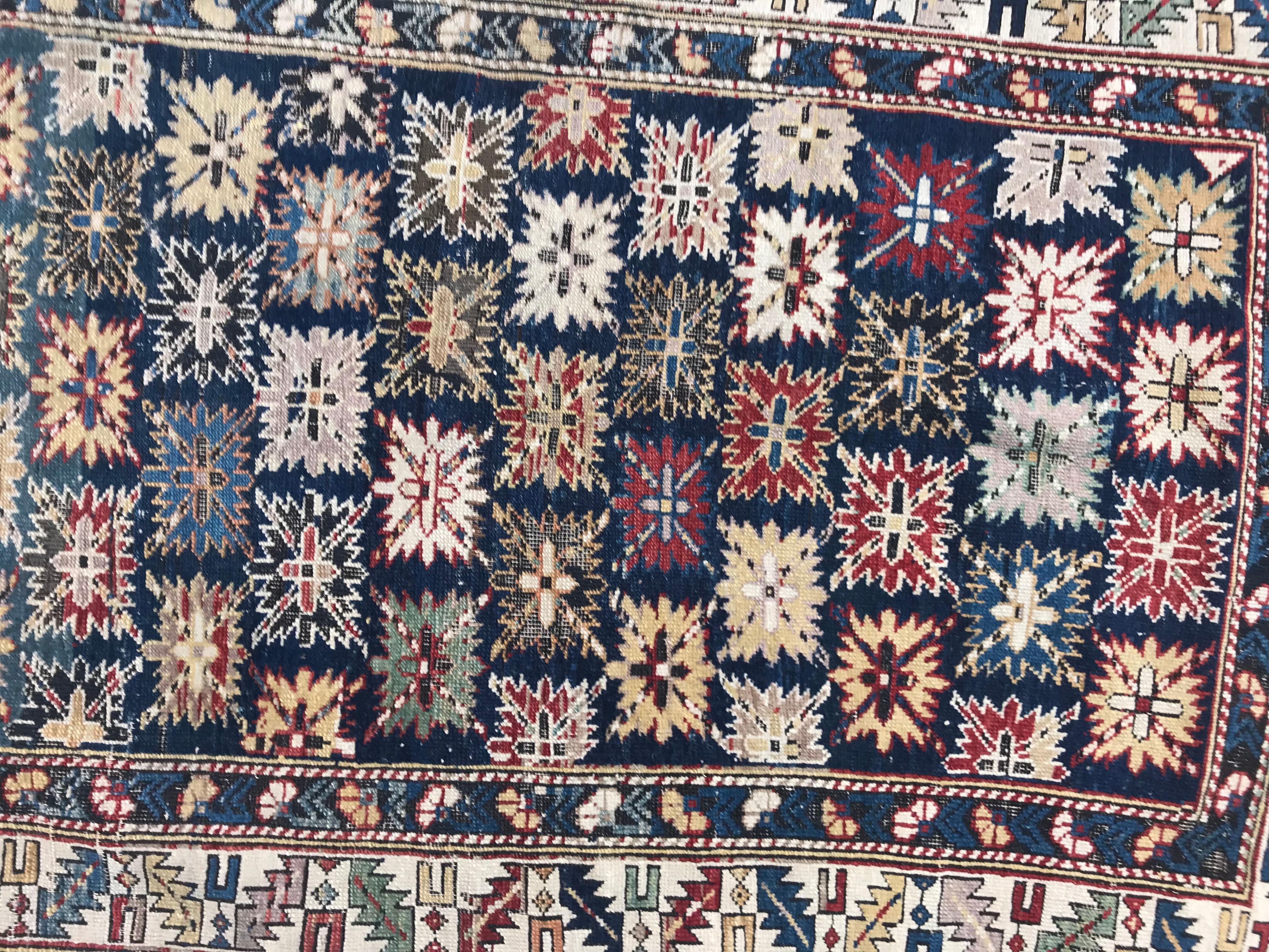 Beautiful antique chirwan rug late 19th century with beautiful natural colors and nice geometrical design, entirely hand knotted with wool velvet on wool foundation.

✨✨✨
