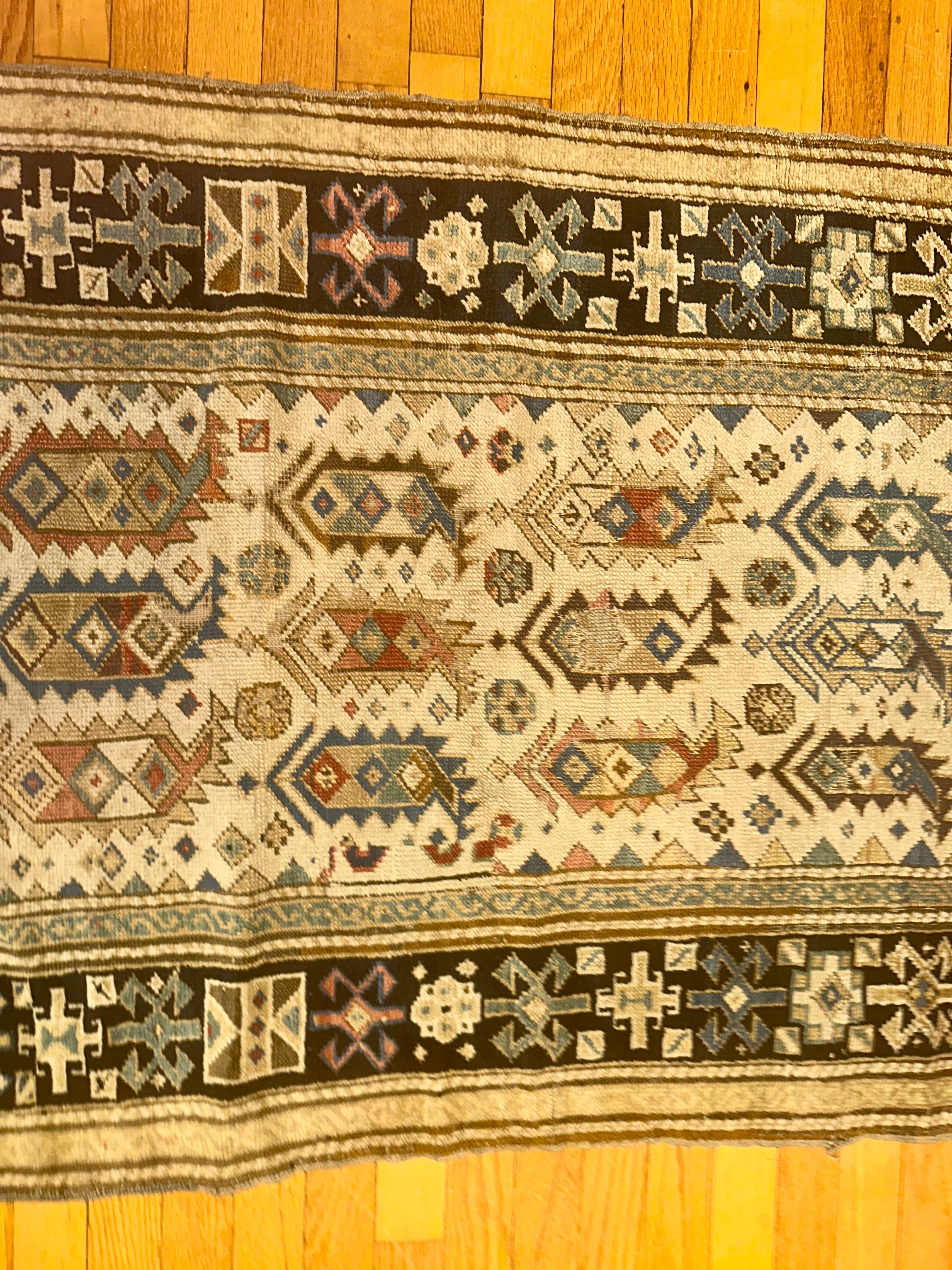 Antiker kaukasischer orientalischer Gebetsteppich aus dem 19. Jahrhundert - RR5258 im Angebot 2