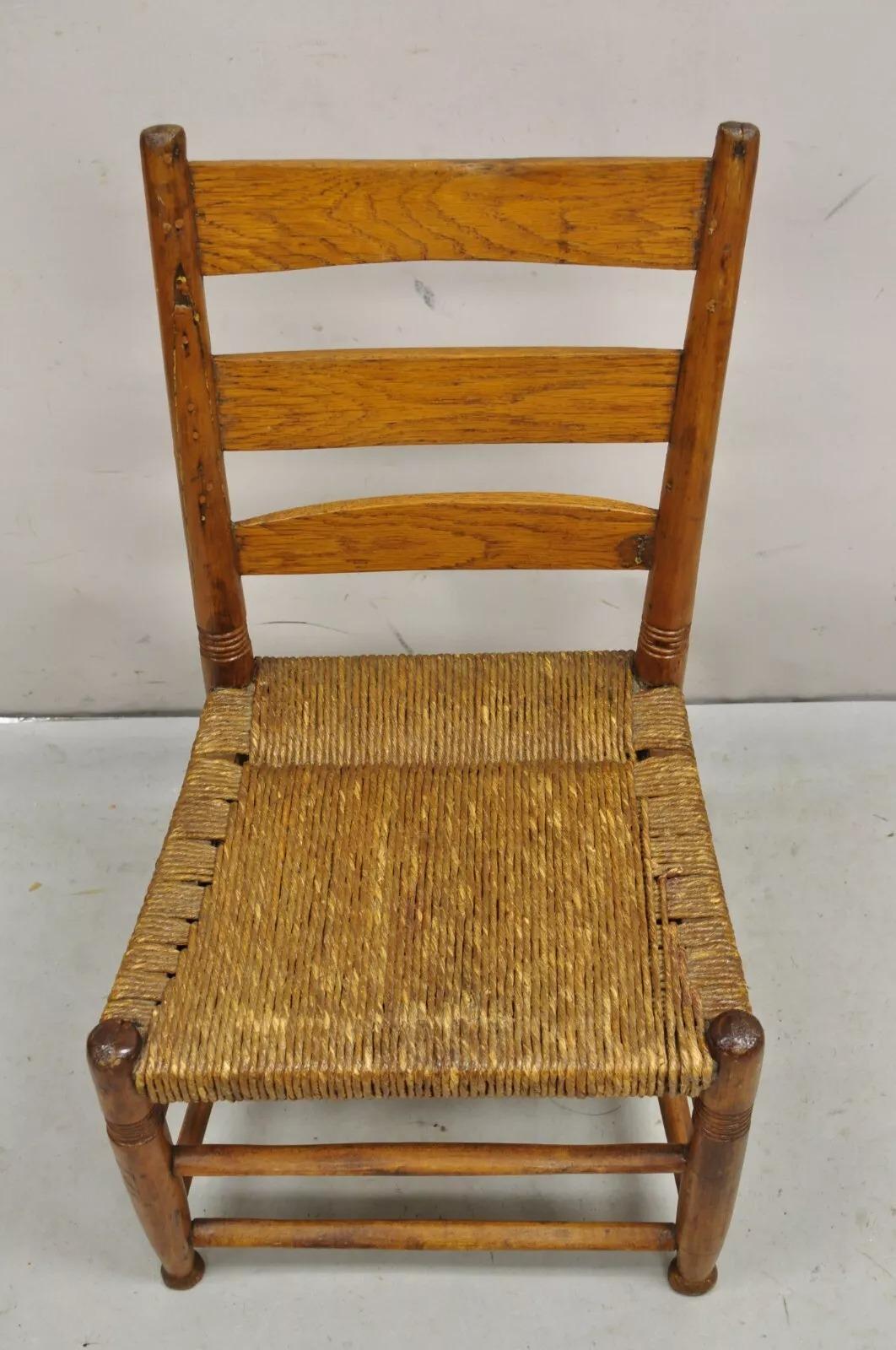 Antike 19. Jahrhundert Childs Shaker Ahorn Binsen Leiter zurück Small Side Chair im Zustand „Gut“ im Angebot in Philadelphia, PA