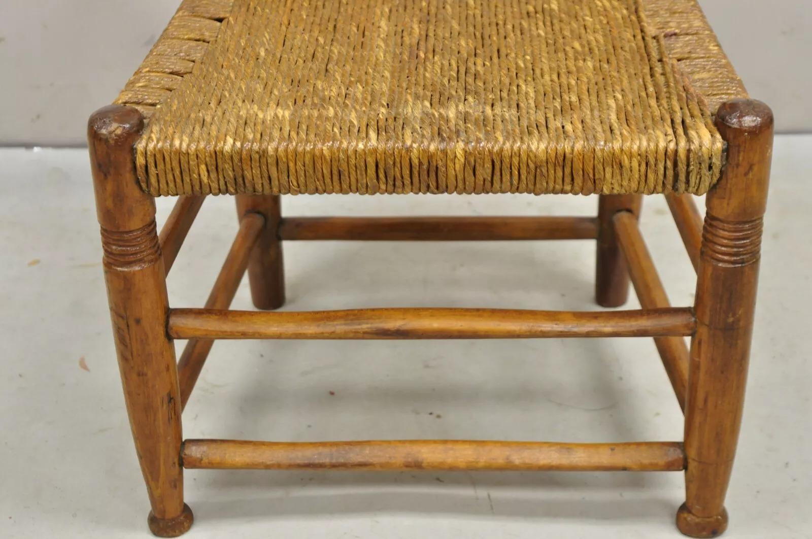Antike 19. Jahrhundert Childs Shaker Ahorn Binsen Leiter zurück Small Side Chair im Angebot 1