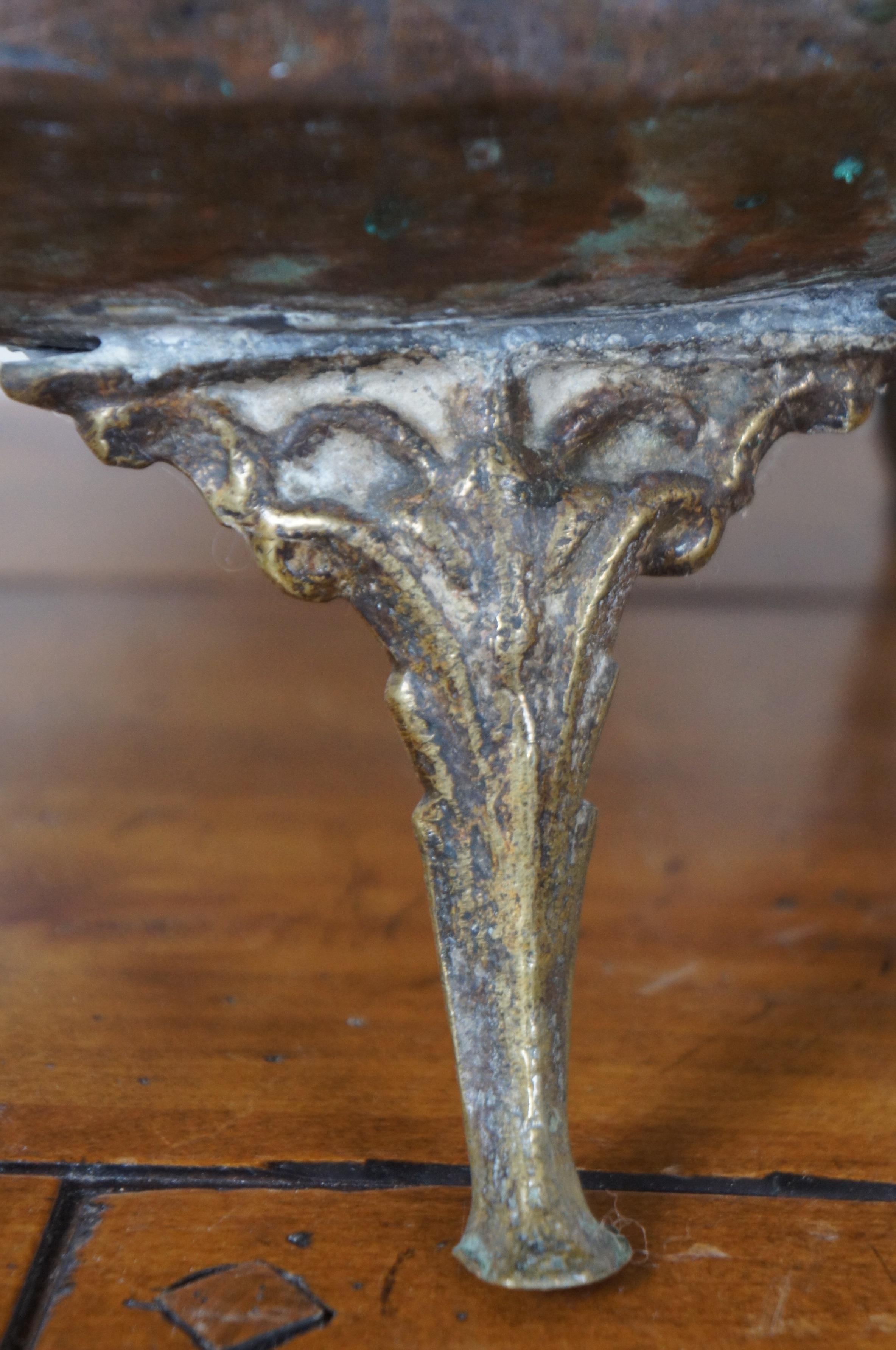 Antique 19th Century Chinese Bronze Ornate Cauldron Pot Planter Tripod In Good Condition For Sale In Dayton, OH