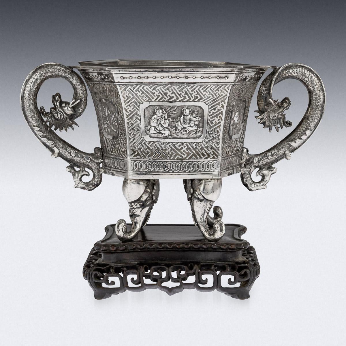 Antique 19th Century Chinese Export Silver Jardinière on Stand, circa 1890 1