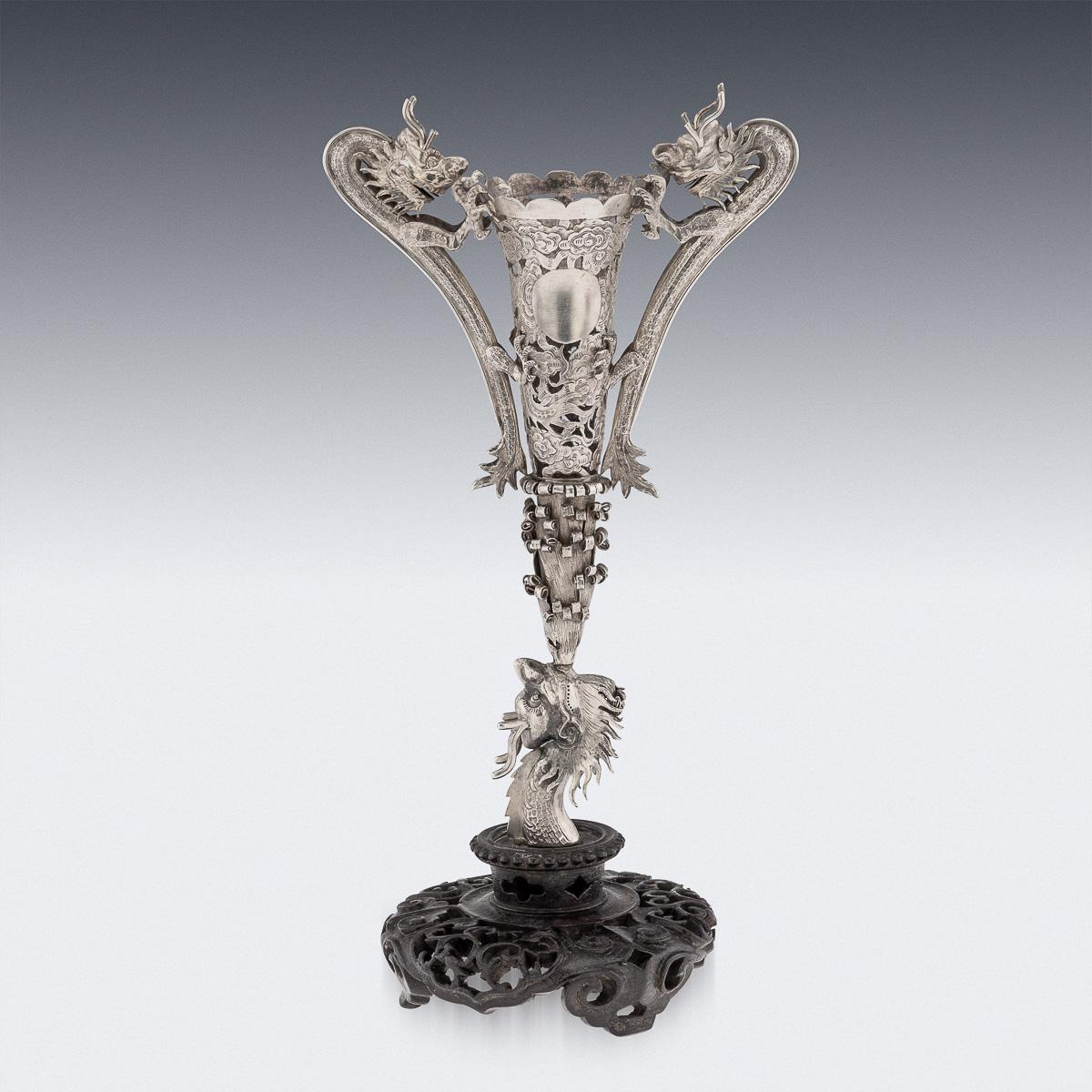 Antike chinesische Export-Epergne aus massivem Silber und rotem Glas aus dem 19. Jahrhundert, Epergne um 1890 (Chinesisch) im Angebot