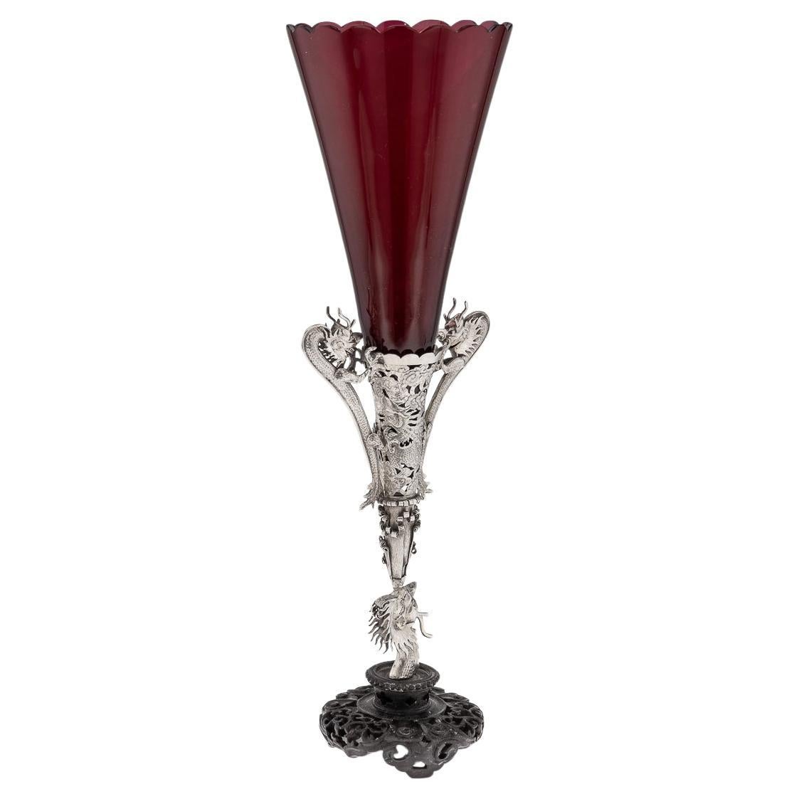 Antigua Epergne China de Exportación del Siglo XIX de Plata Maciza y Vidrio Rojo c.1890