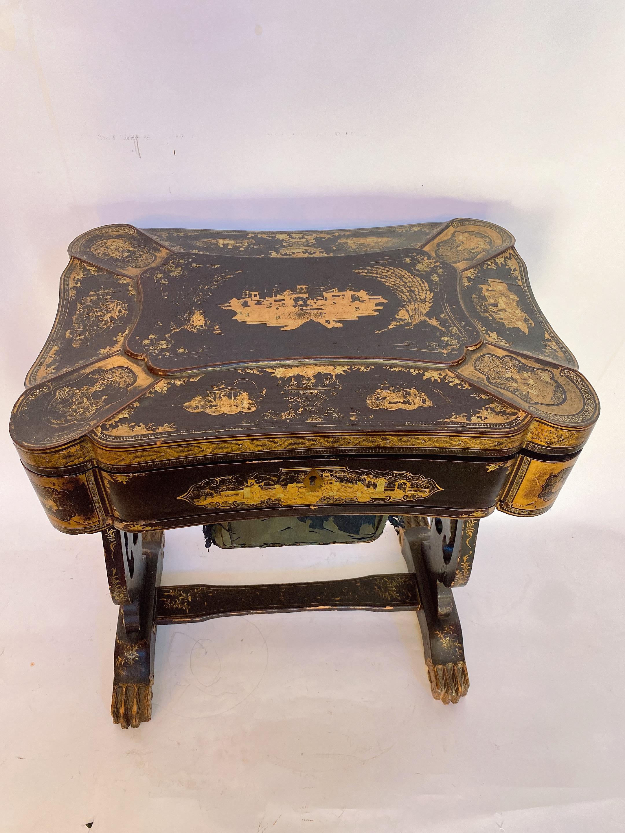 Qing Antique 19th Century Chinese Lacquer Sewing Box with the Stand For Sale