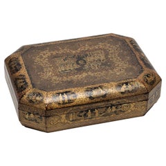 Ancienne boîte de jeux chinoise laquée du 19ème siècle, vers 1890