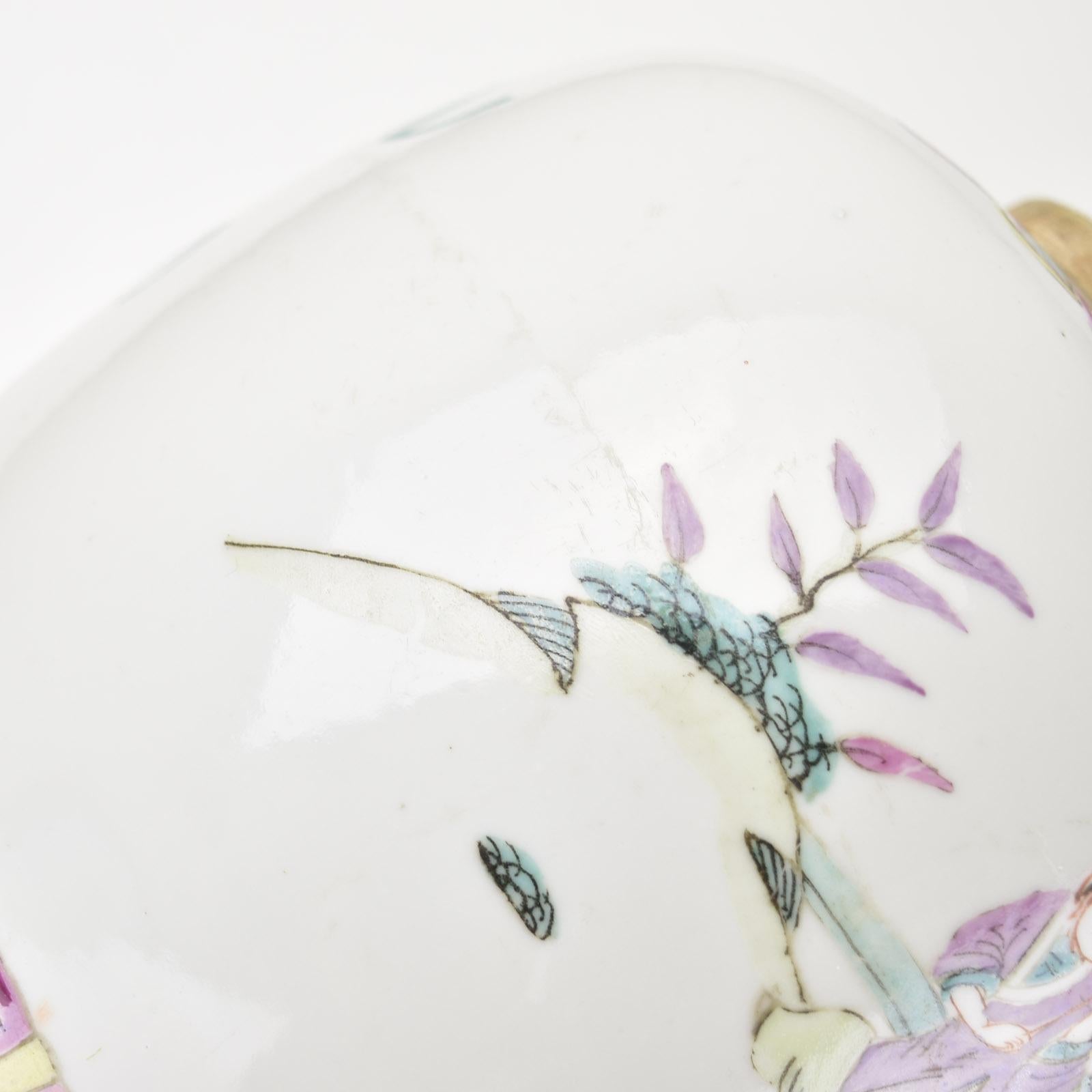 Antique Chinese Qing Porcelain Famille Rose Covered Ginger Jar Vase For Sale 13