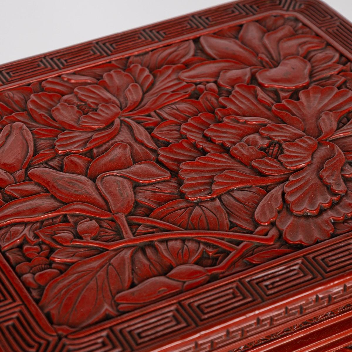 Antique 19th Century Chinese Red Cinnabar Lacquer Floral Pedestal c.1880 For Sale 5