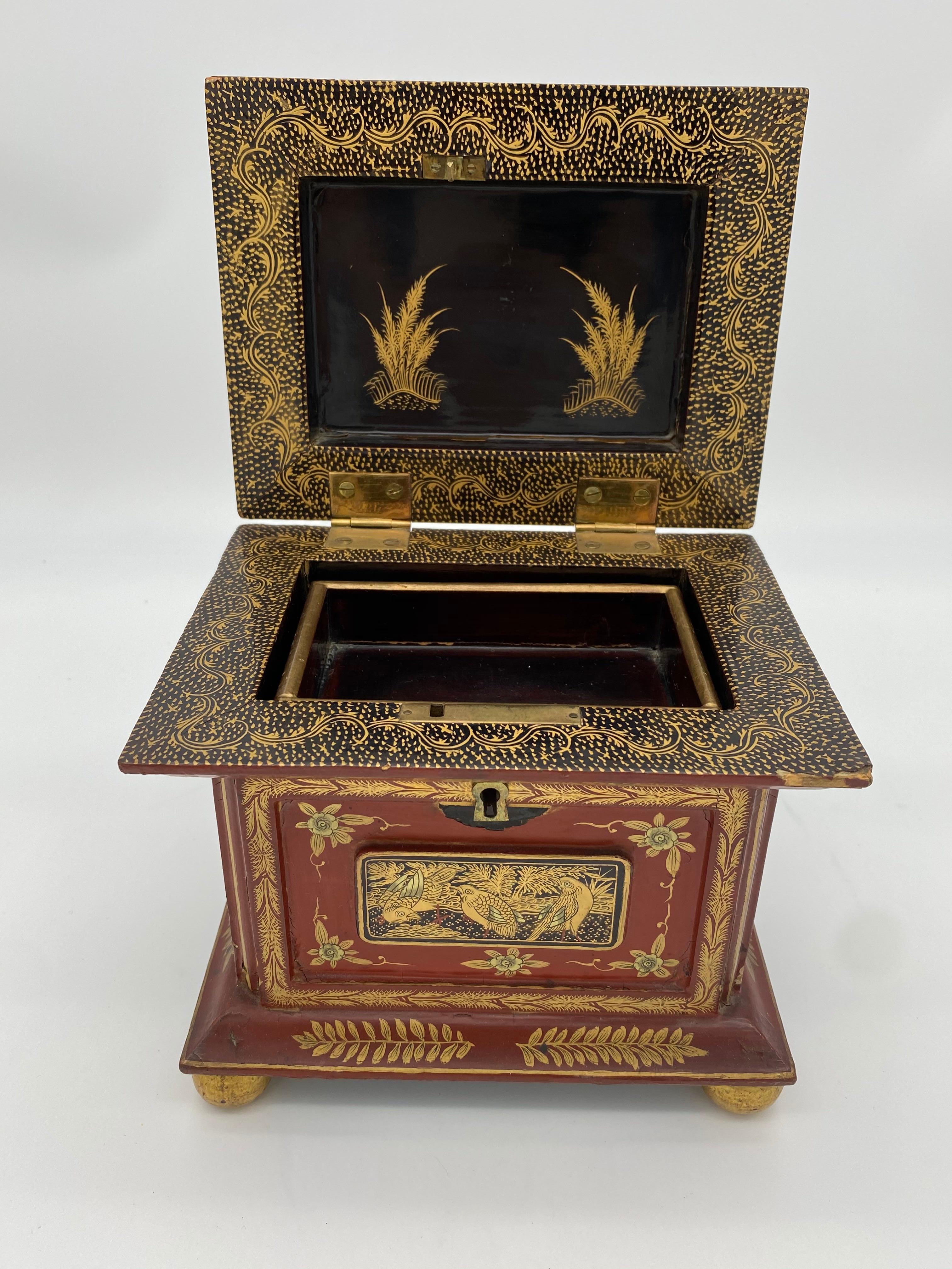 Lacquered Antique 19th Century Chinese Red Gold Black Lacquer Jewelry Box