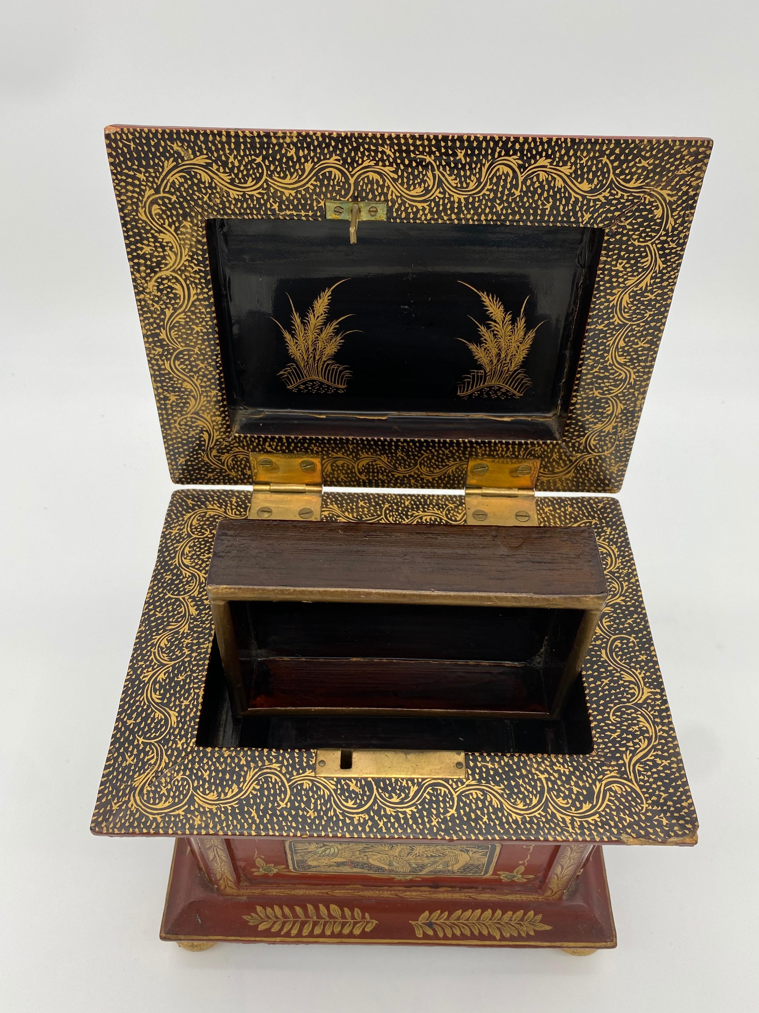 Antique 19th Century Chinese Red Gold Black Lacquer Jewelry Box In Good Condition In Brea, CA