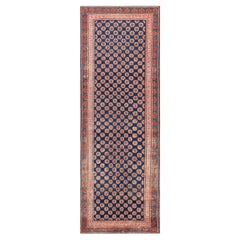 Tapis de couloir chinois ancien du 19ème siècle. 5 pieds x 14 pieds 2 po.