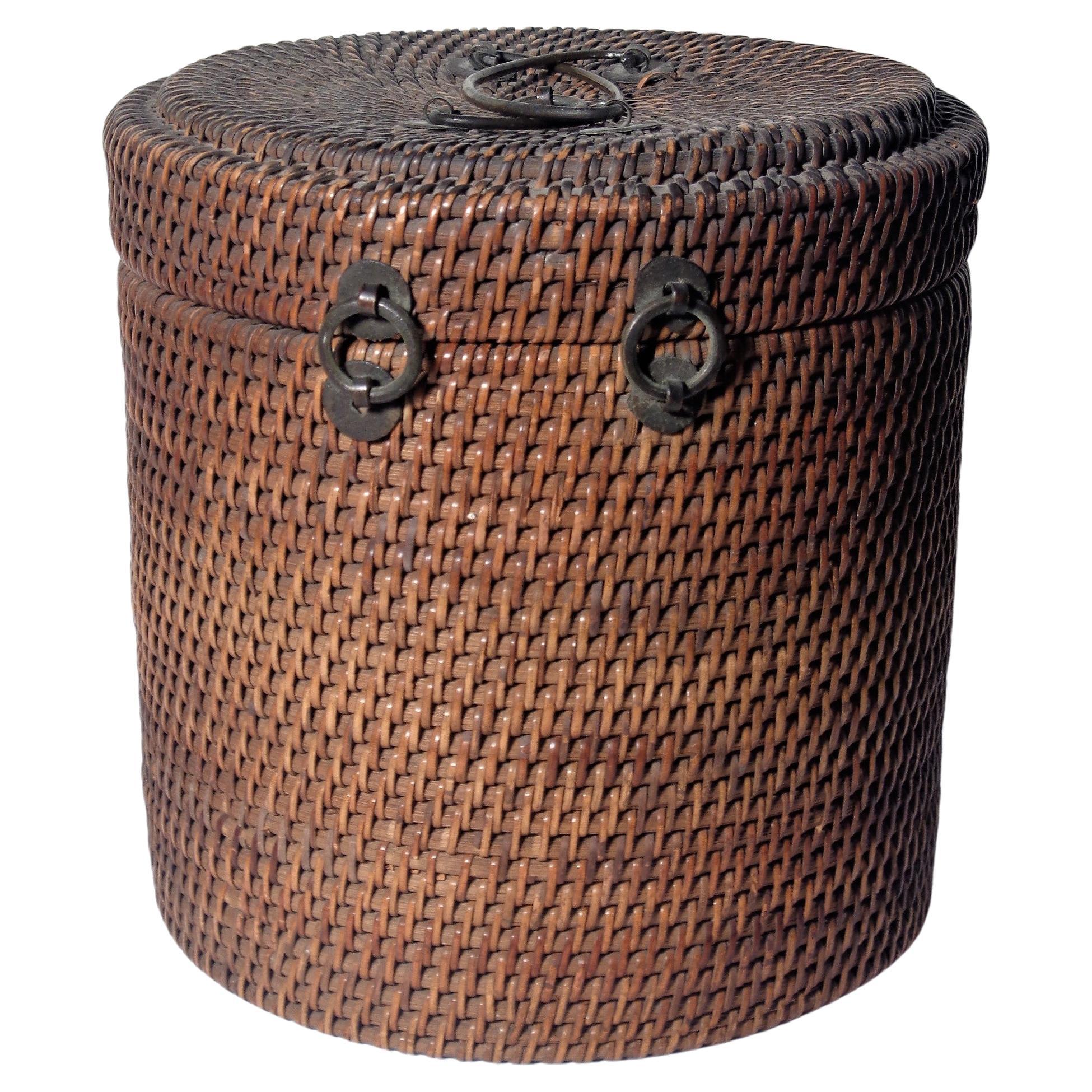 Qing  19th Century Chinese Woven Wicker Tea Pot Basket
