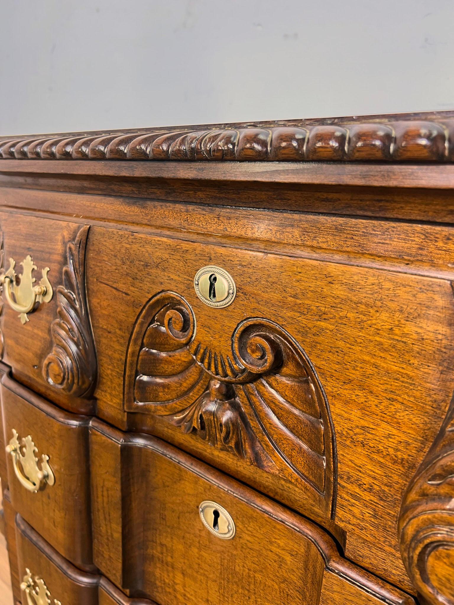 Antique 19th Century Chippendale Block Front Five Drawer Chest in Solid Mahogany In Good Condition In Peabody, MA