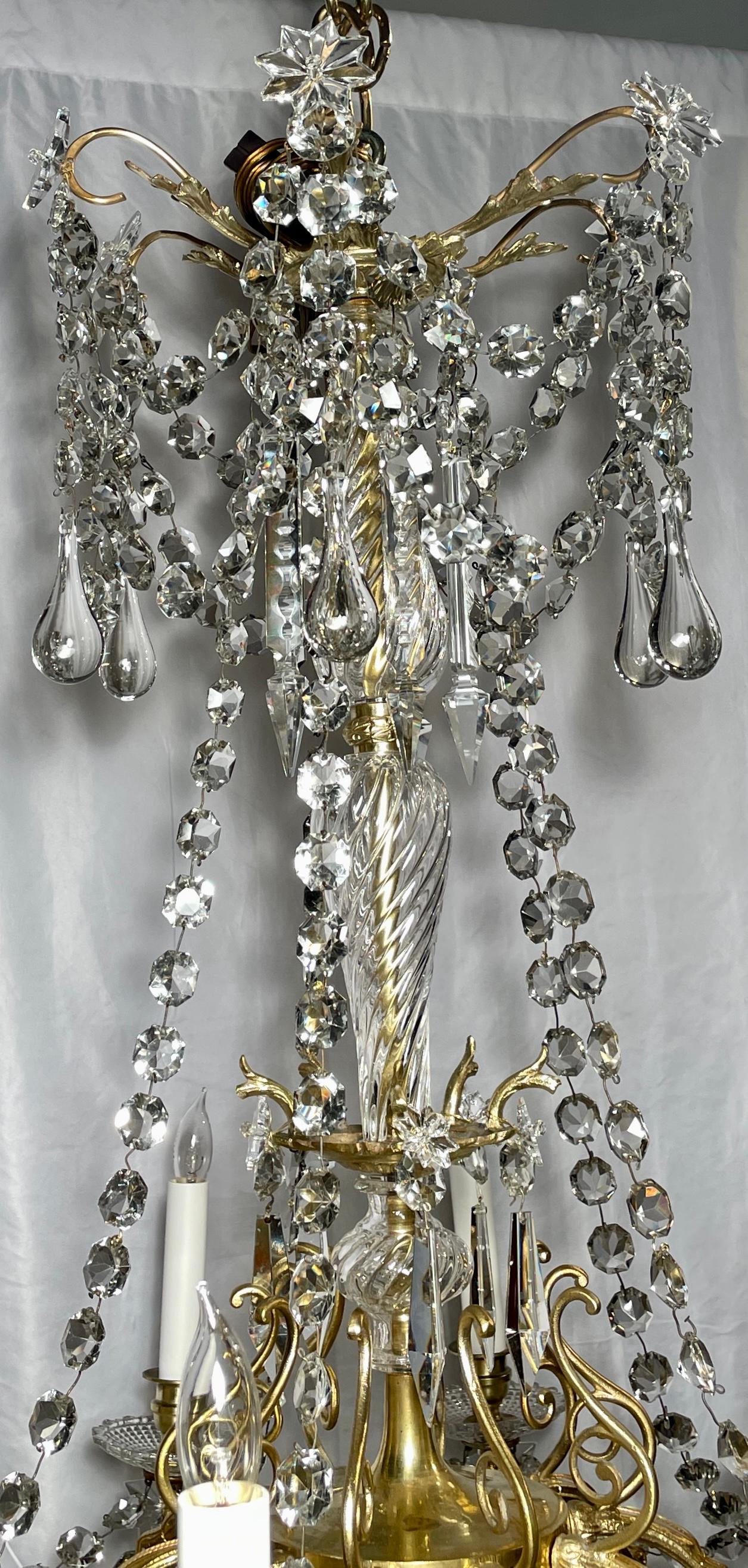 Antique late 19th century cut crystal and gold bronze 10-light chandelier, circa 1890-1900.