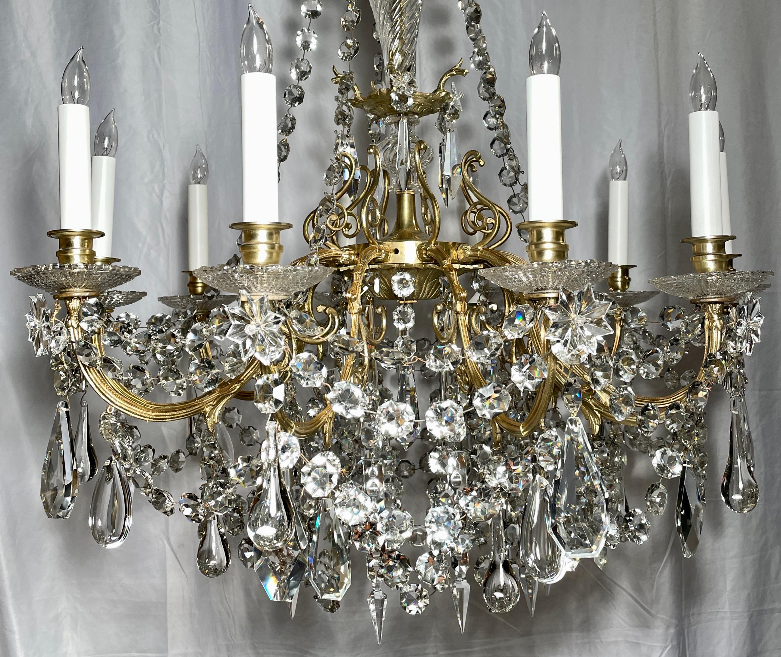 French Antique 19th Century Cut Crystal & Gold Bronze 10-Light Chandelier, circa 1890 For Sale