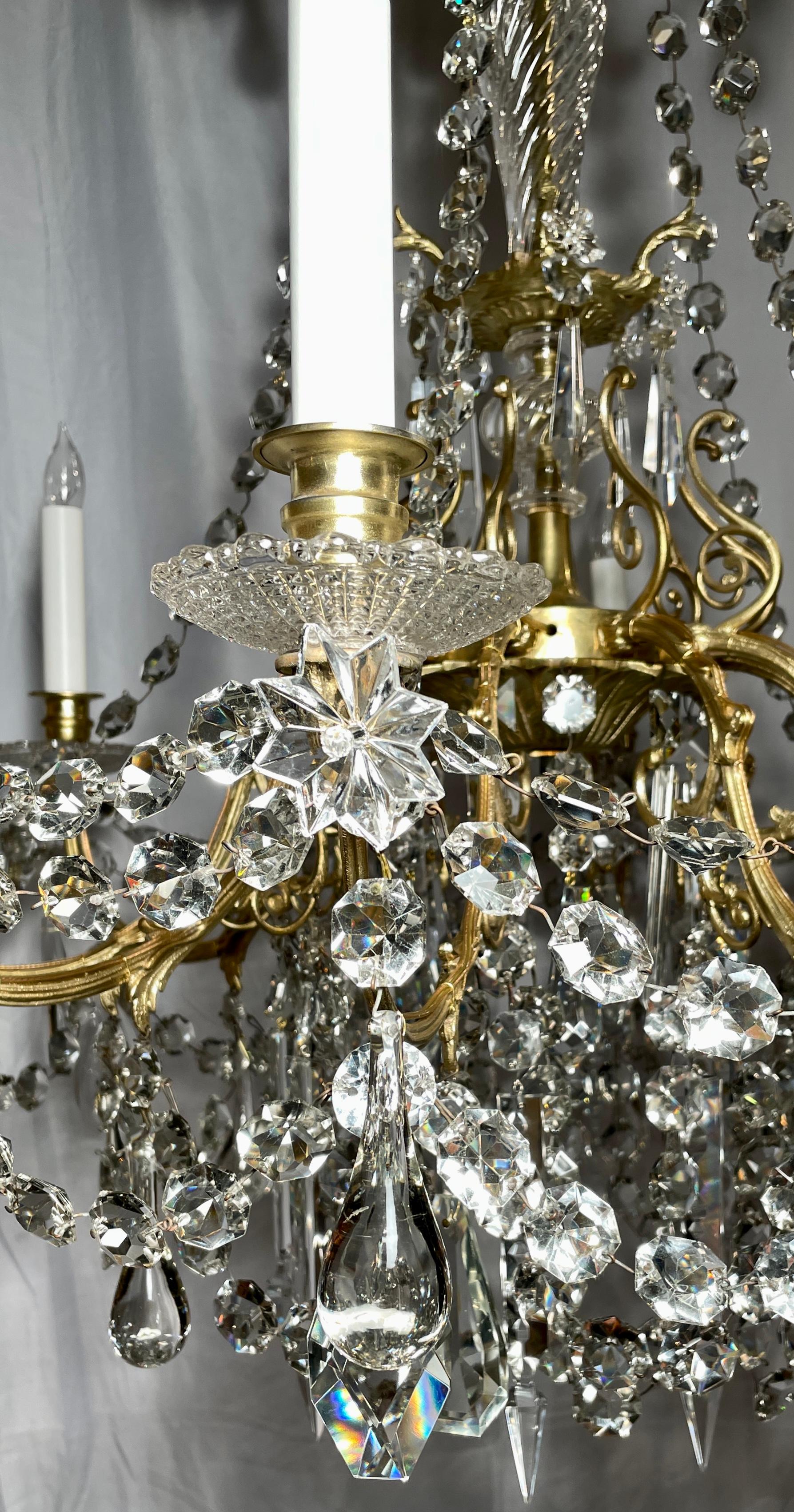 Antique 19th Century Cut Crystal & Gold Bronze 10-Light Chandelier, circa 1890 For Sale 1