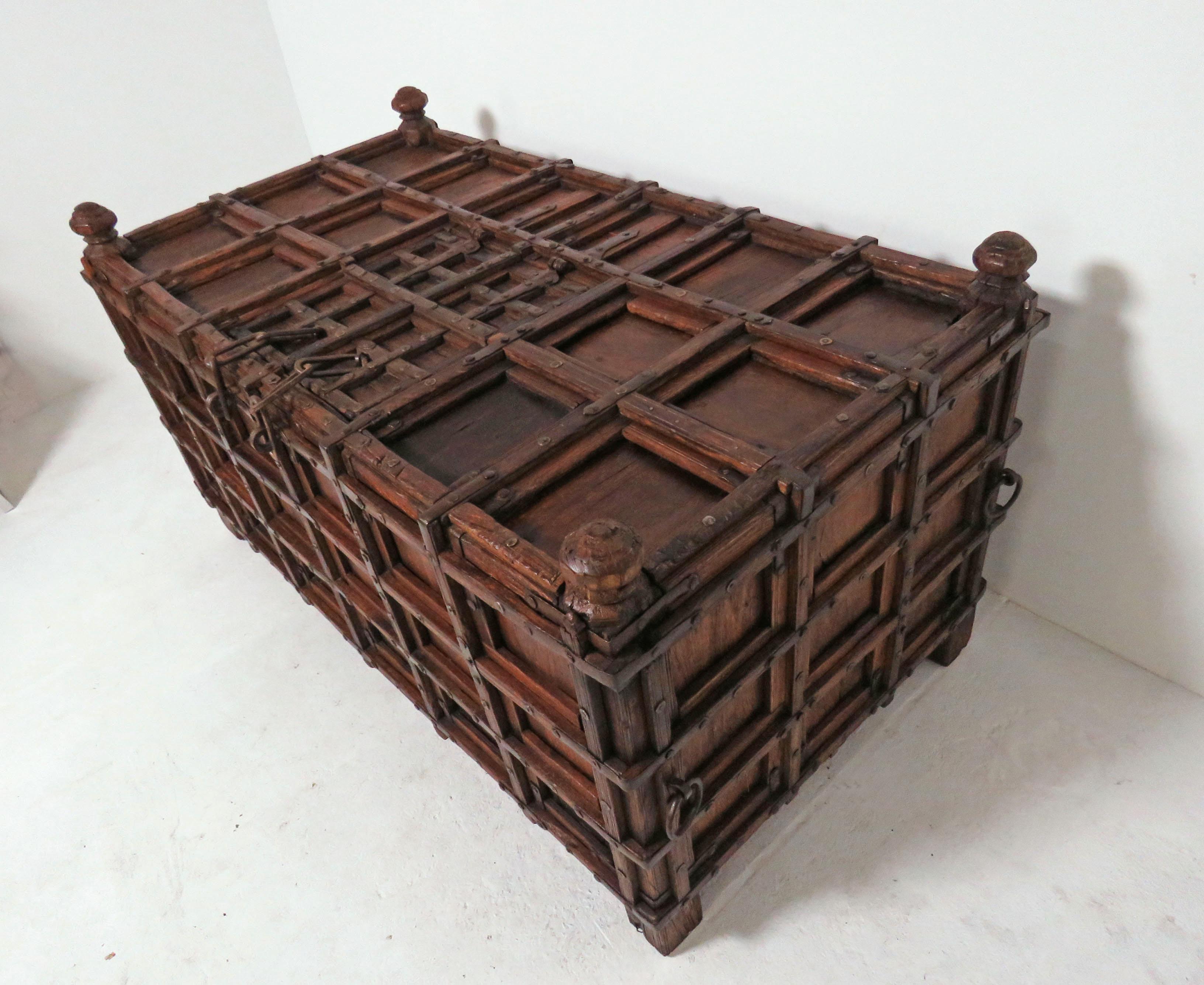 Antique 19th Century Damchiya Anglo-Indian Dowry Chest 1