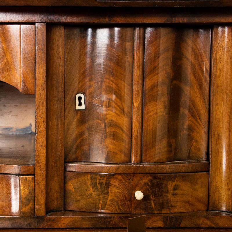 Antiker dänischer Biedermeier-Sekretär-Schreibtisch aus Mahagoni, 19. Jahrhundert (Holz) im Angebot