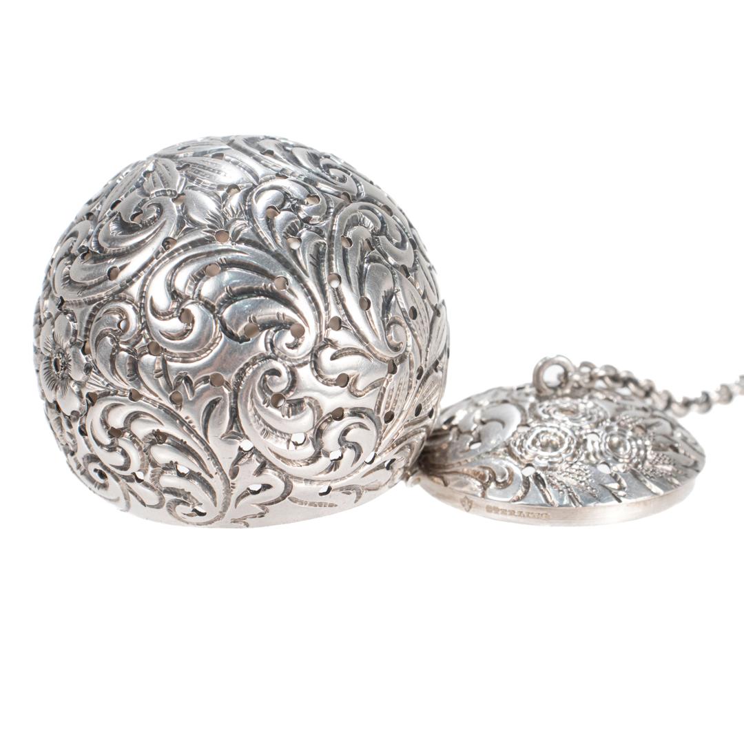 Antique 19th Century Davis & Galt Philadelphia Sterling Silver Repousse Tea Ball For Sale 9