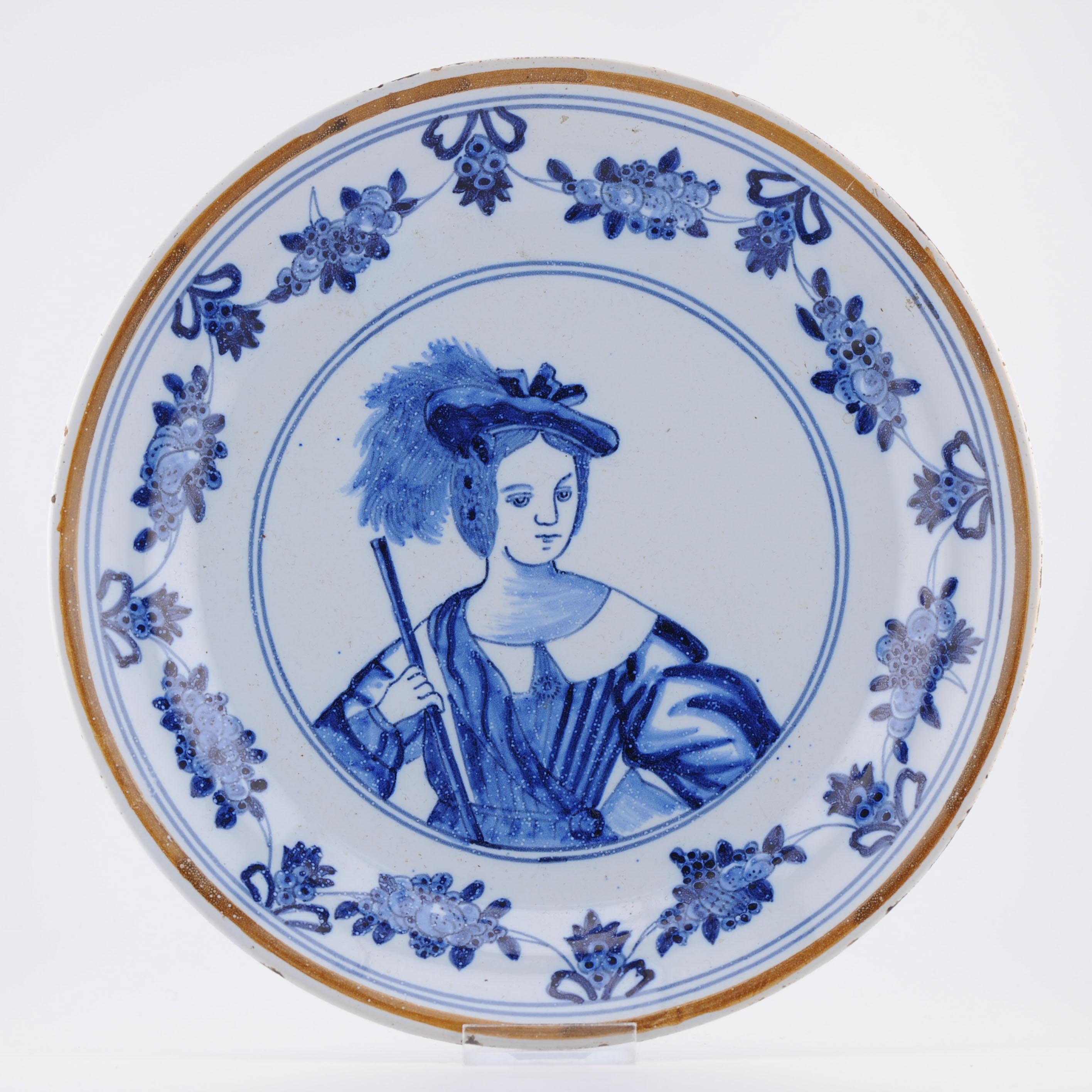 Description

Belle assiette hollandaise en bleu de Delft avec une belle décoration Porceleyne Claeuw Delft - 1658=1840
Au 19ème avec Willem III enfant
XVIIIe siècle.
Diamètre : 232 cm.
Condit : Bon

Condit
Période
18ème siècle 