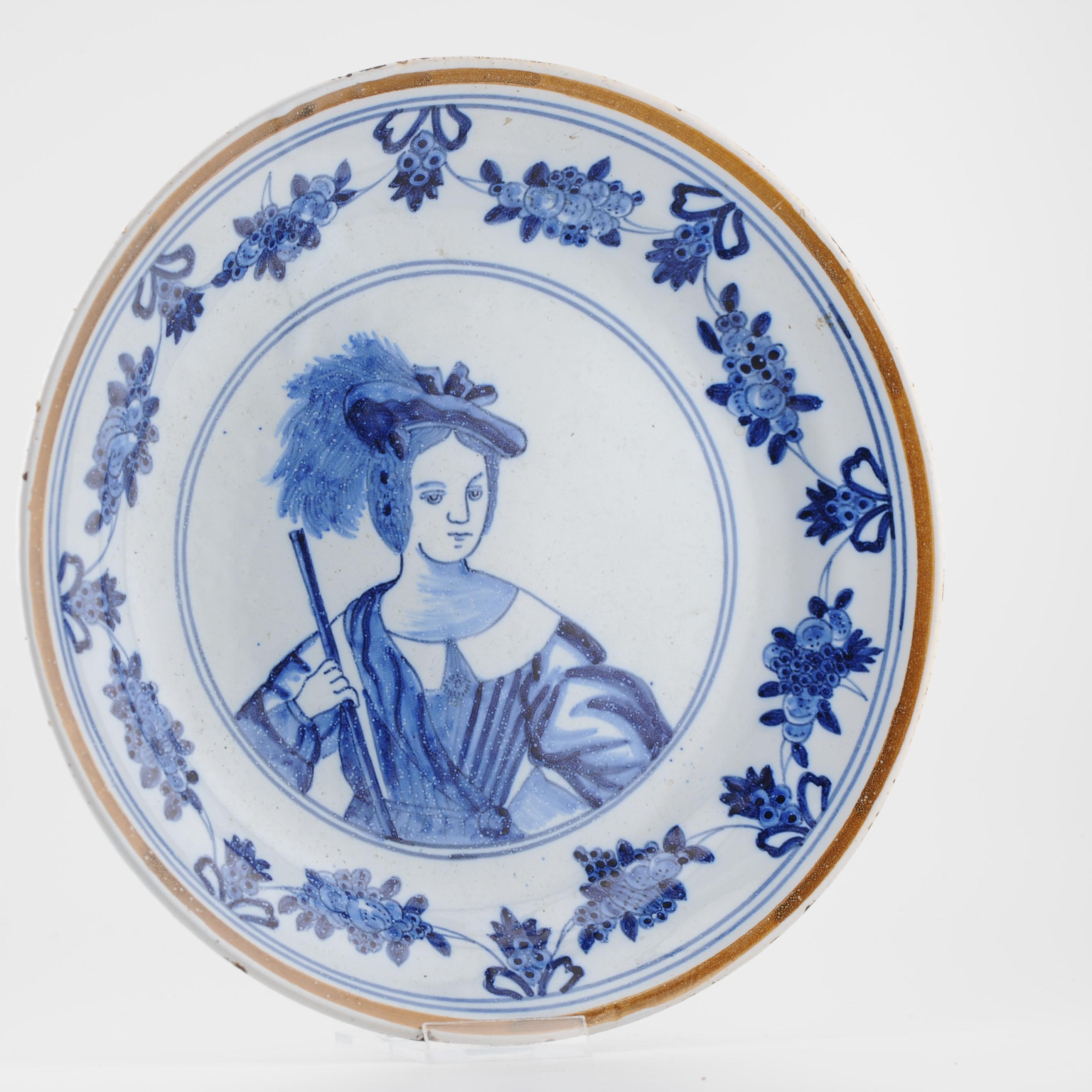 XVIIIe siècle et antérieur Ancienne assiette en faïence de Delft hollandaise du 19ème siècle Porceleine Klauw en vente