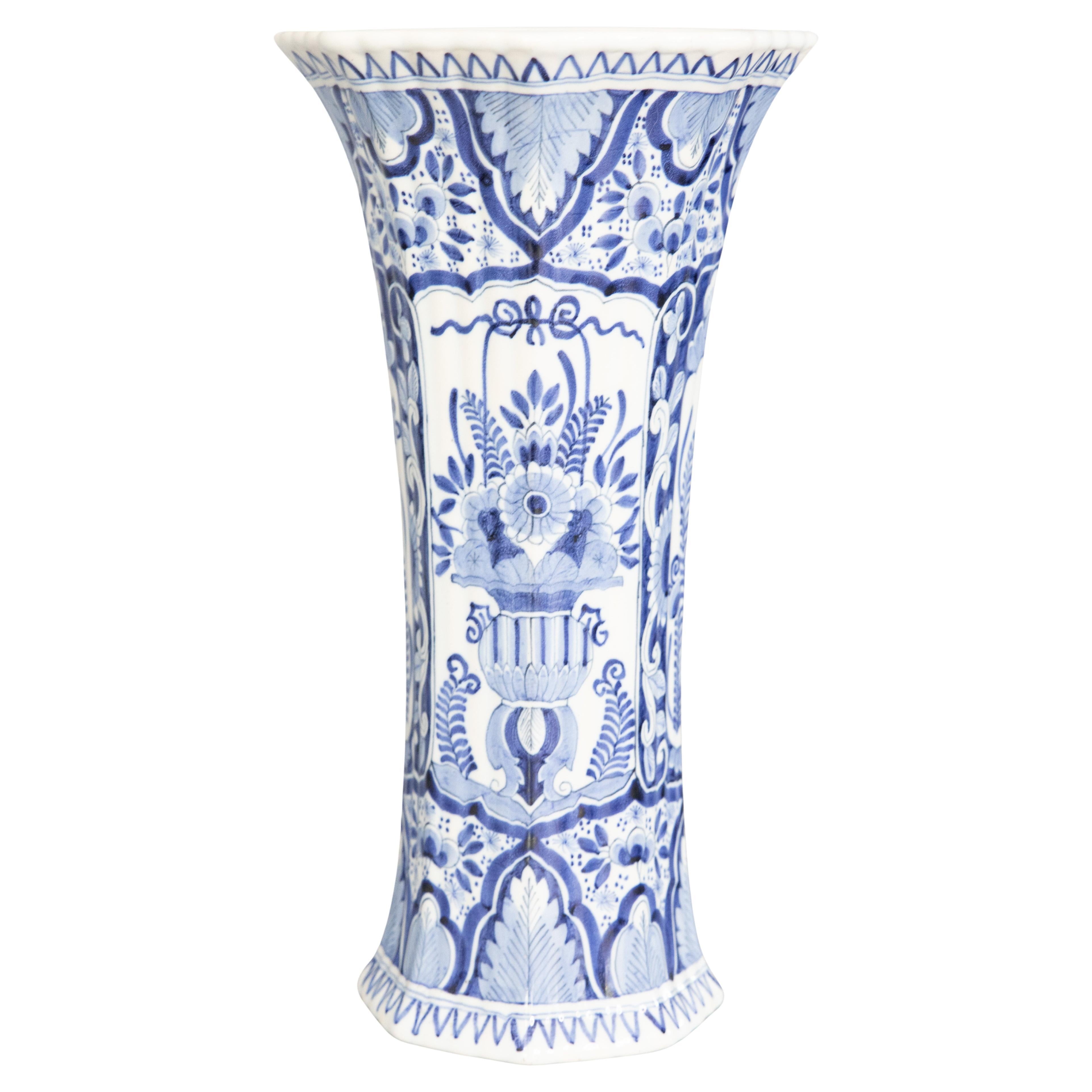 Antike Niederländische Delft Fayence Blumenvase aus dem 19.