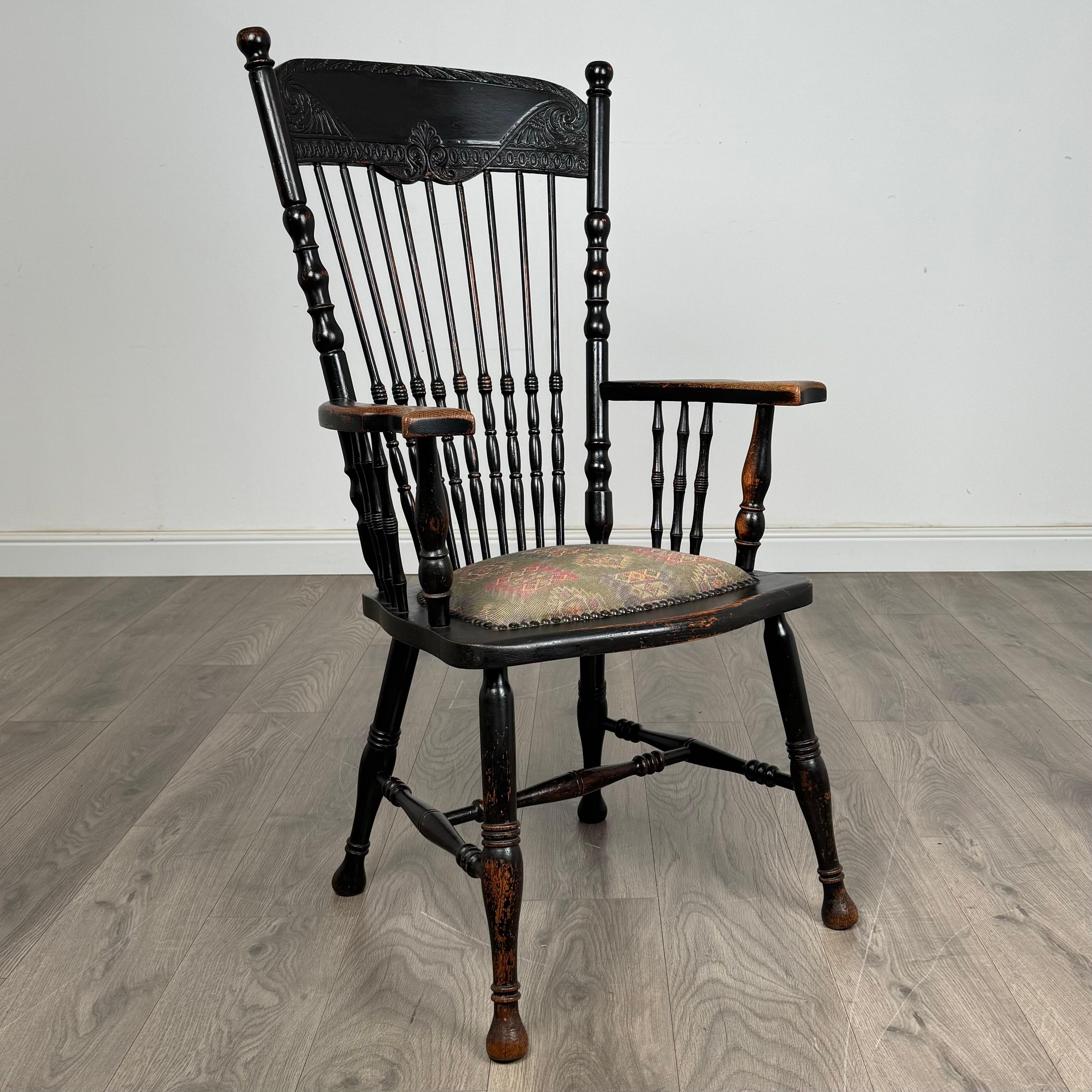 Antiker ebonisierter Windsor-Sessel aus Eiche aus dem 19. Jahrhundert ( REF AF-3467) im Angebot 3