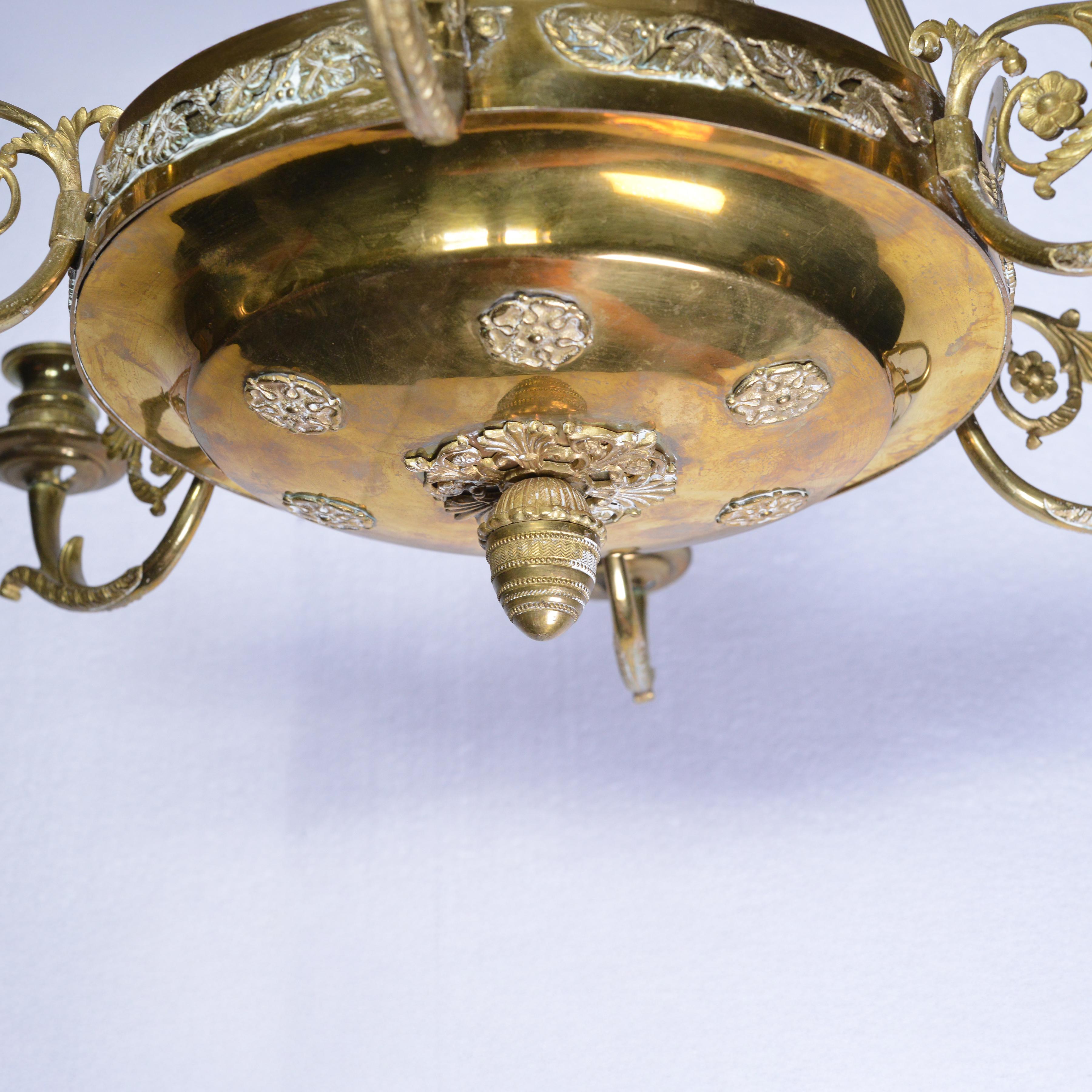 Antique 19th Century Empire Gilt Bronze Six Light Chandelier Floral Decoration For Sale 1
