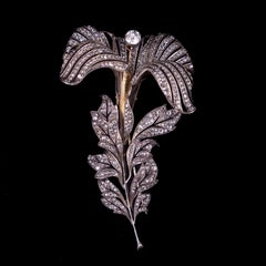 Antike Brosche aus dem 19. Jahrhundert mit „En Tremblant“-Technik, Diamant-Lilienblüte (Lilium), Silber und Gold
