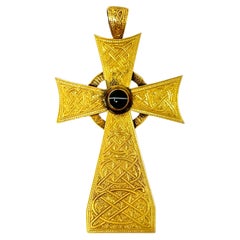 Antique 19th Century English 15 Carat Gold and Banded Agate Cross Pendant
