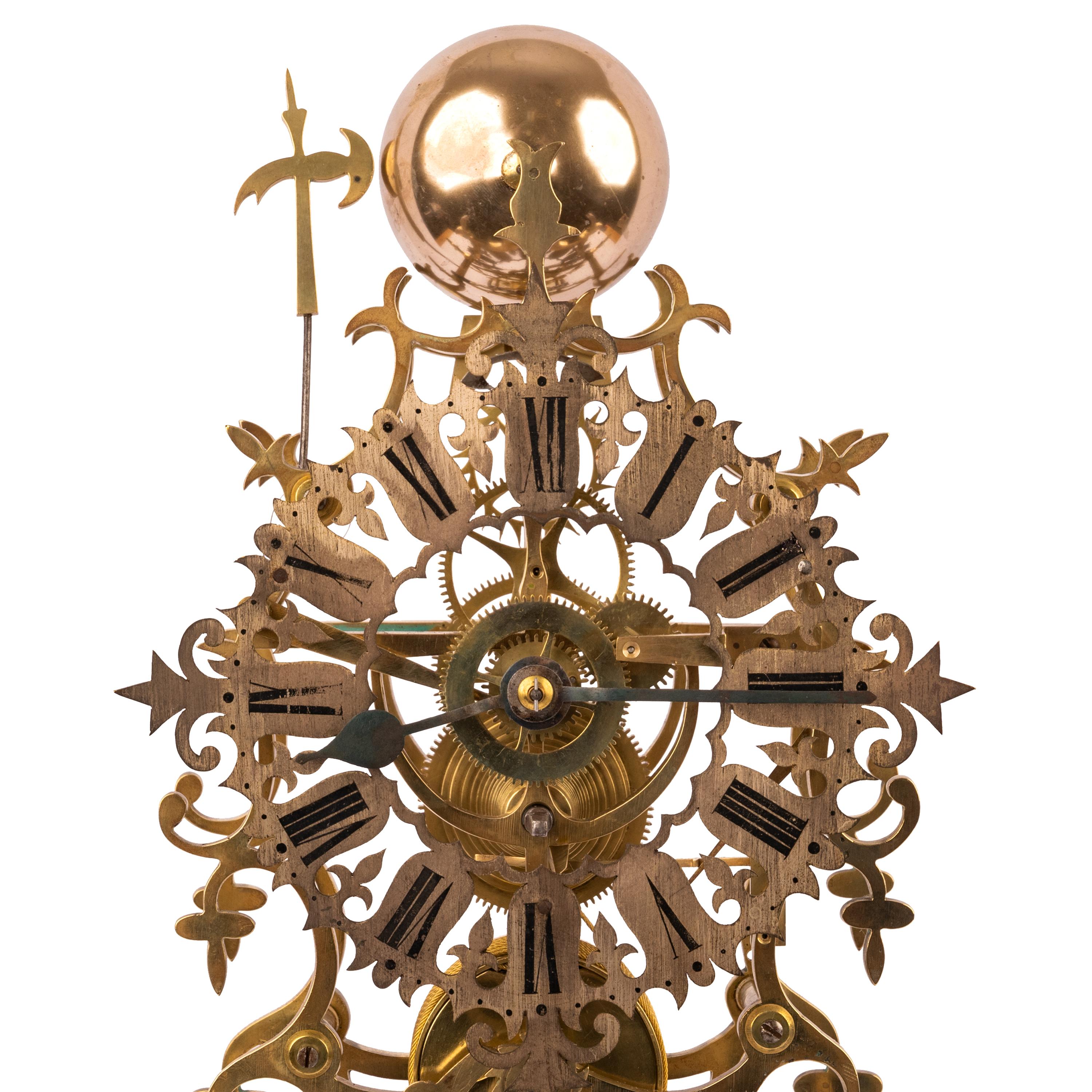 Horloge squelette anglaise antique du 19ème siècle à dôme en laiton et verre avec tourbillon, 1870 en vente 2