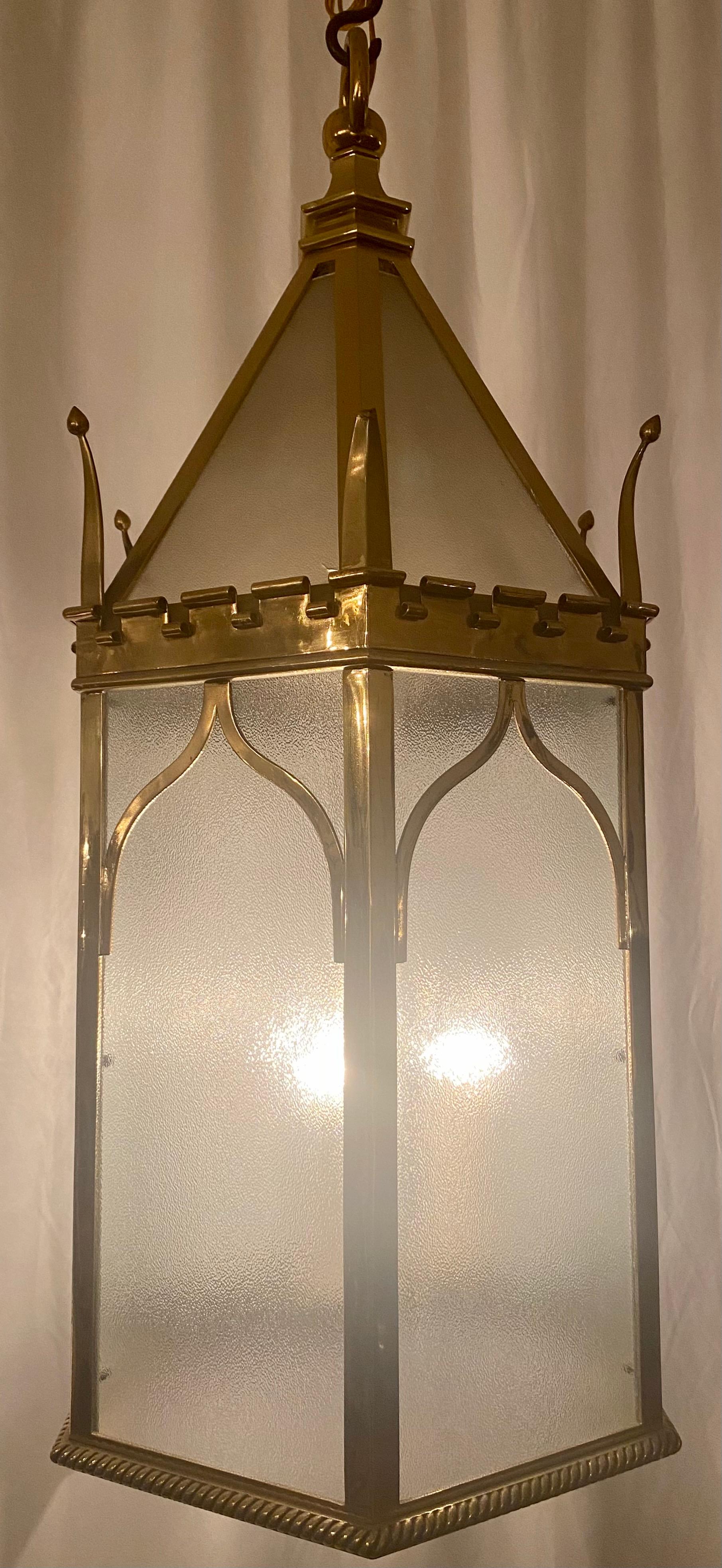Antique 19th Century English Brass and Frosted Glass Lantern, circa 1890-1900 For Sale 1