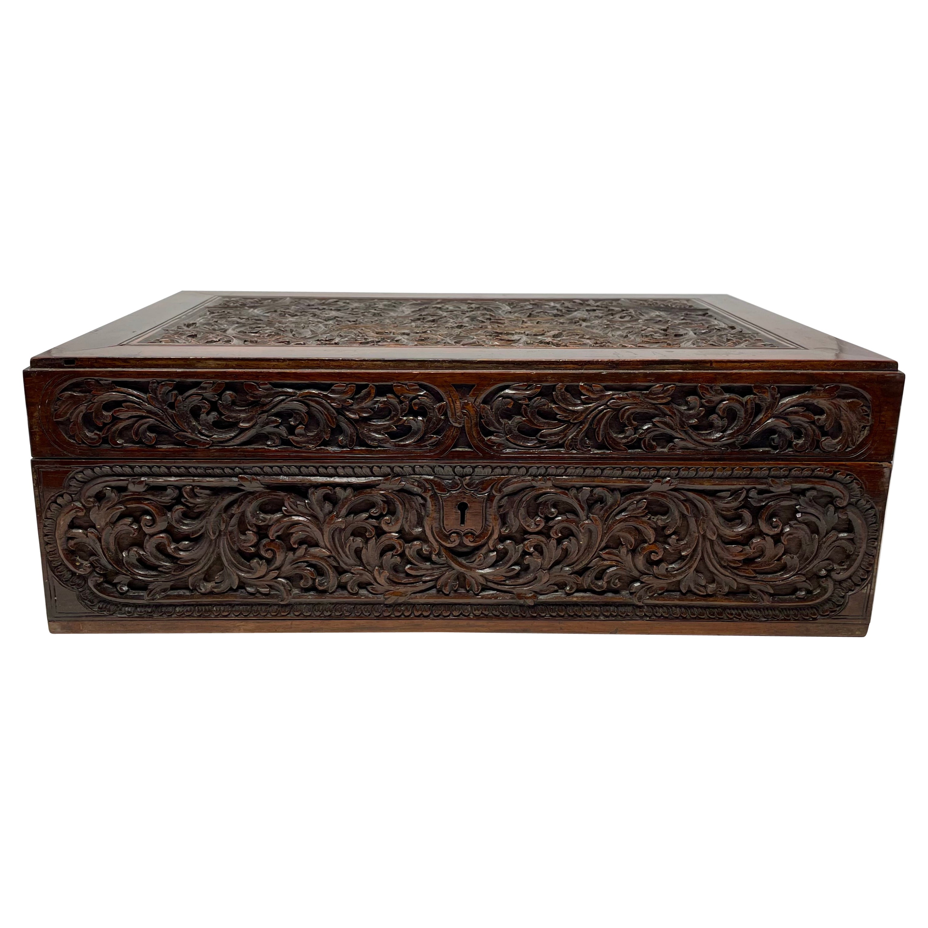 Ancienne boîte aux lettres anglaise du 19e siècle en teck sculpté, vers 1880-1890. en vente