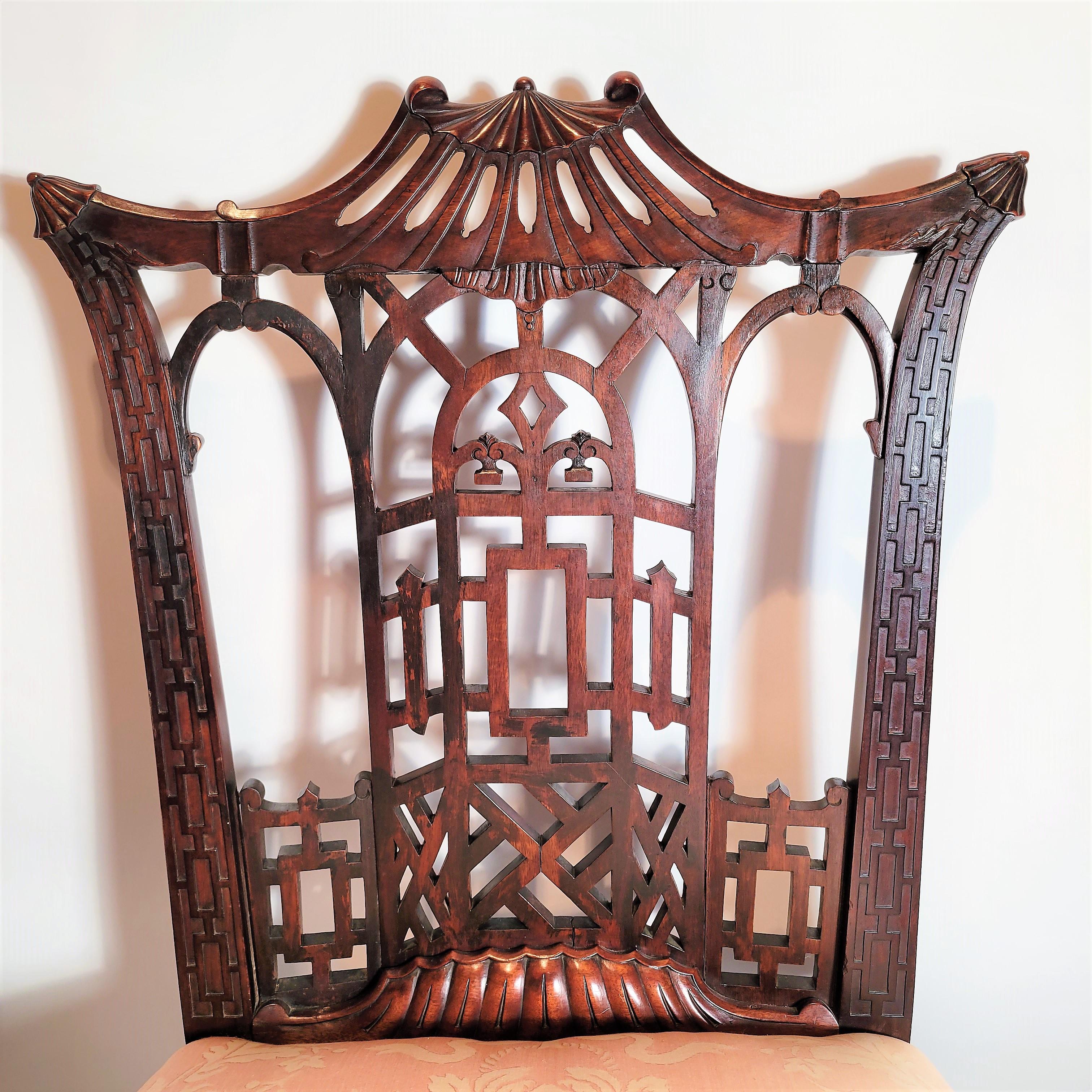 Européen Ancienne chaise d'appoint Chippendale chinoise anglaise du 19ème siècle, vers 1850-1870 en vente