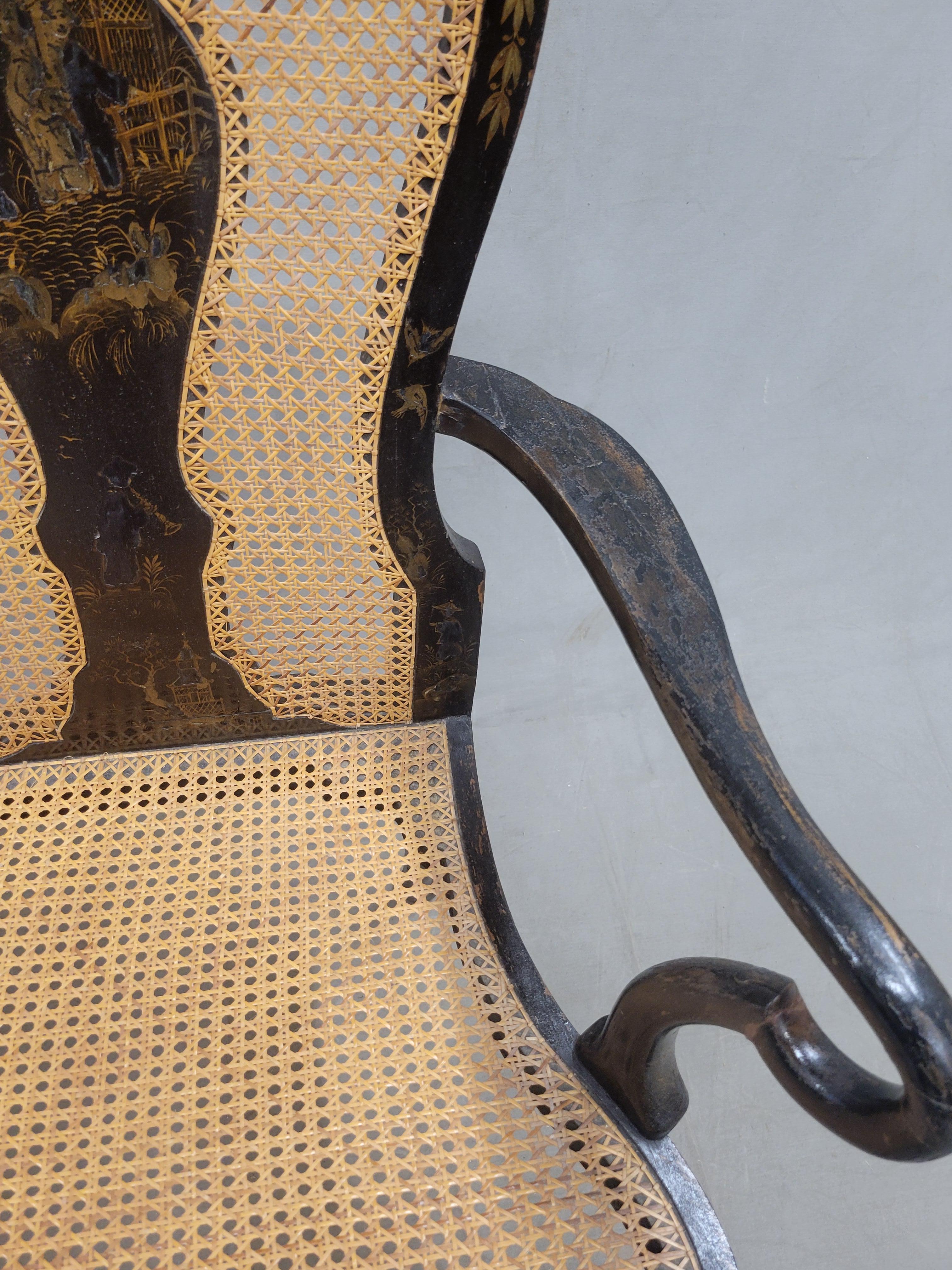 Antico divano con schienale a sedia in lacca e canna inglese del XIX secolo In condizioni buone in vendita a Centennial, CO