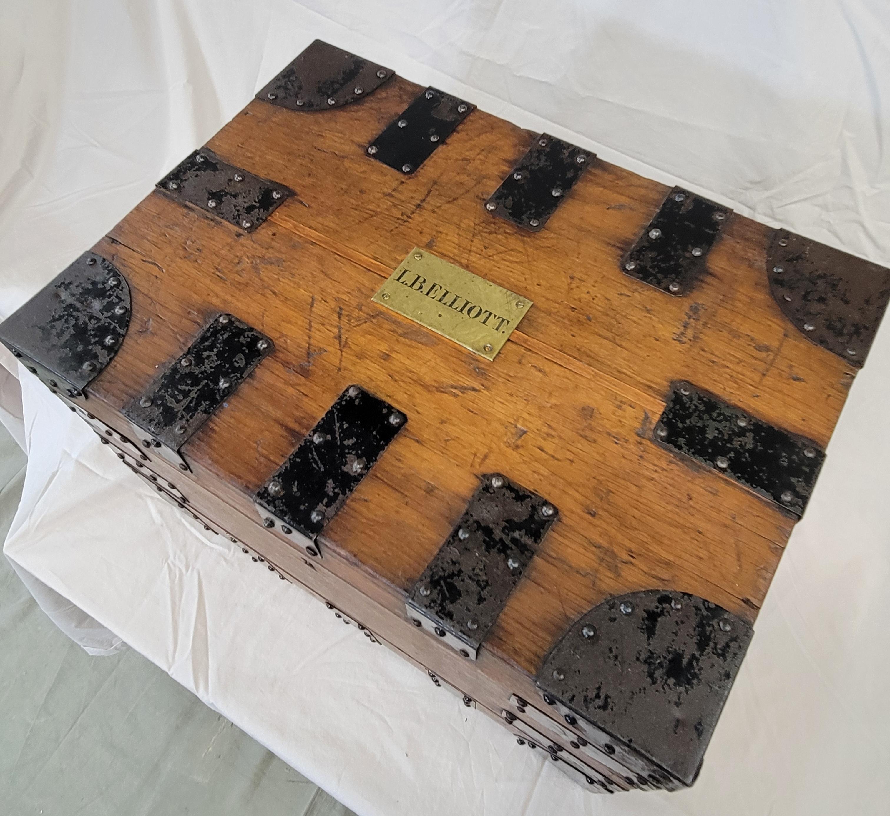 Fatto a mano Antica scatola portadocumenti inglese del XIX secolo, con monogramma I.L. A. B. Elliotts in vendita
